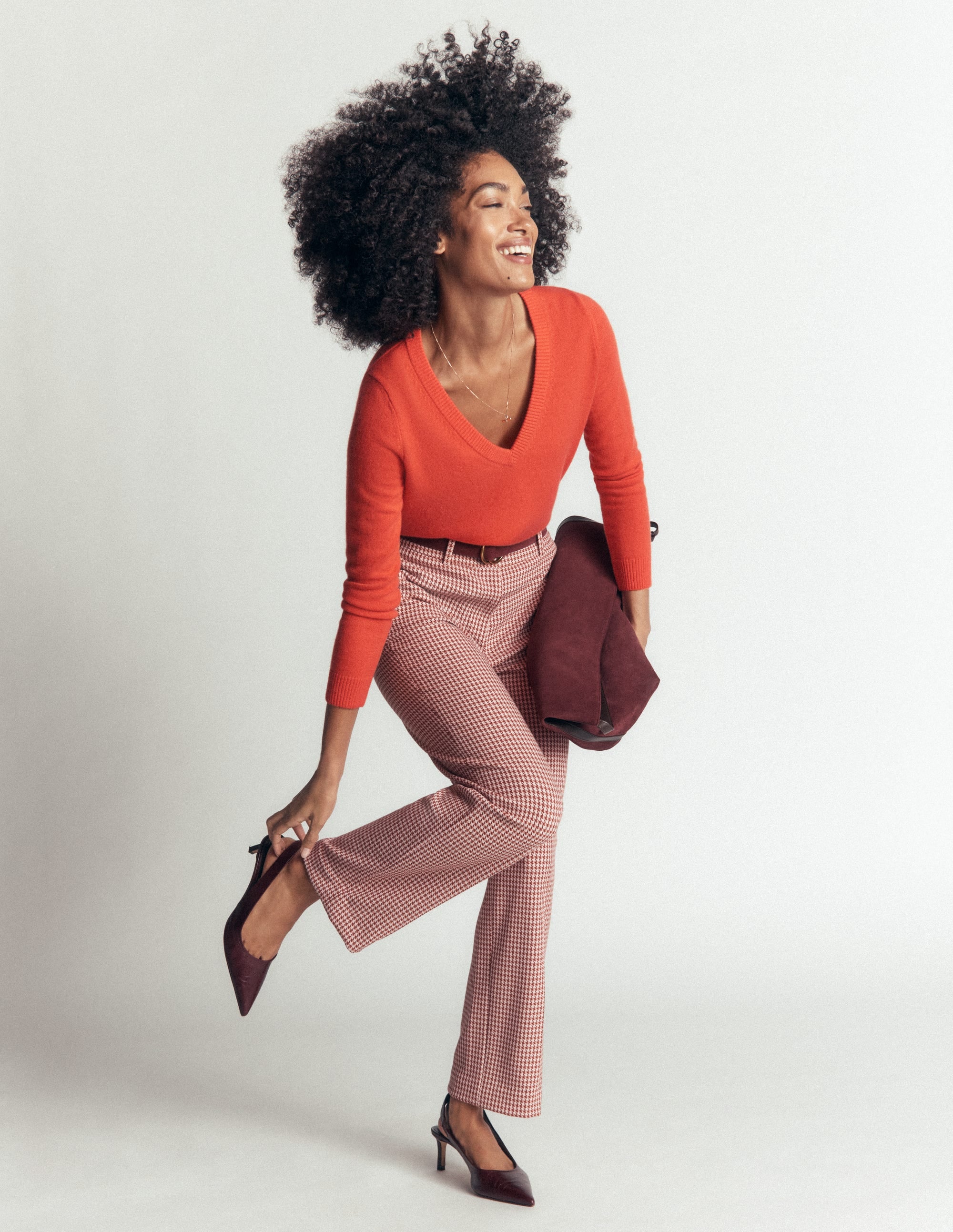 Elsie Cashmere V Neck Jumper-Orange Lily - Image 4