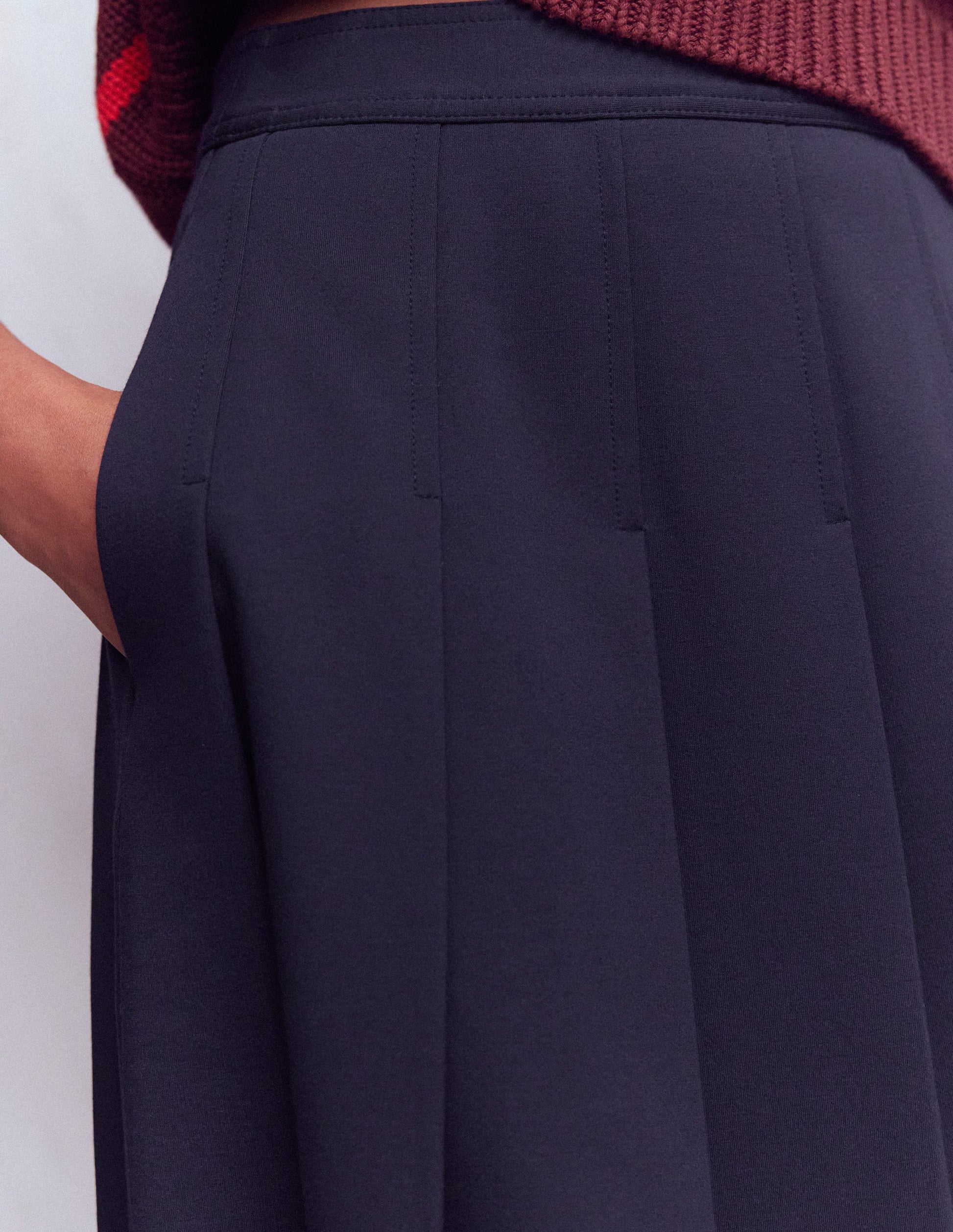 Aya Ponte Skirt-Navy-2