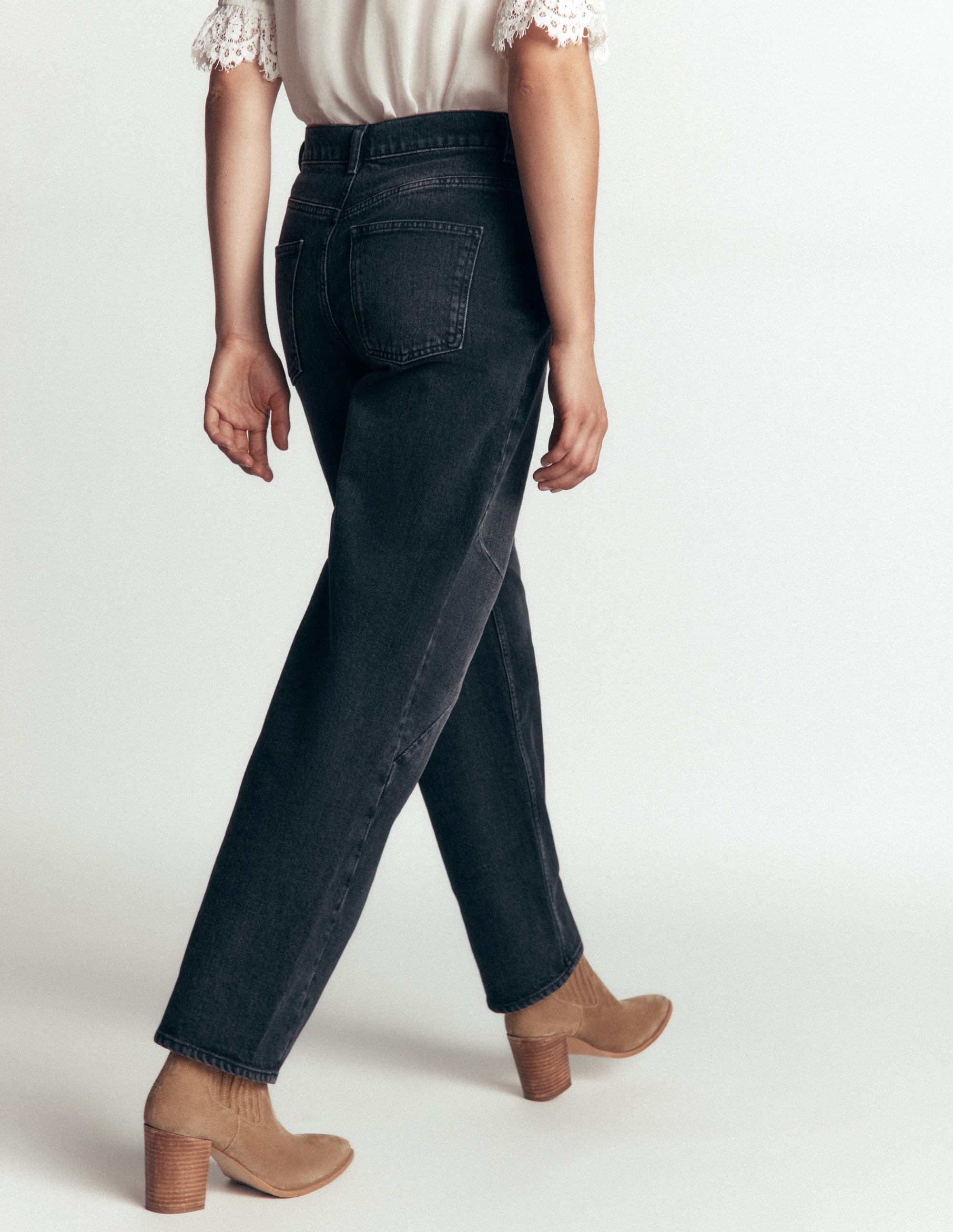 Barrel Leg Jeans-Washed Black - Image 3
