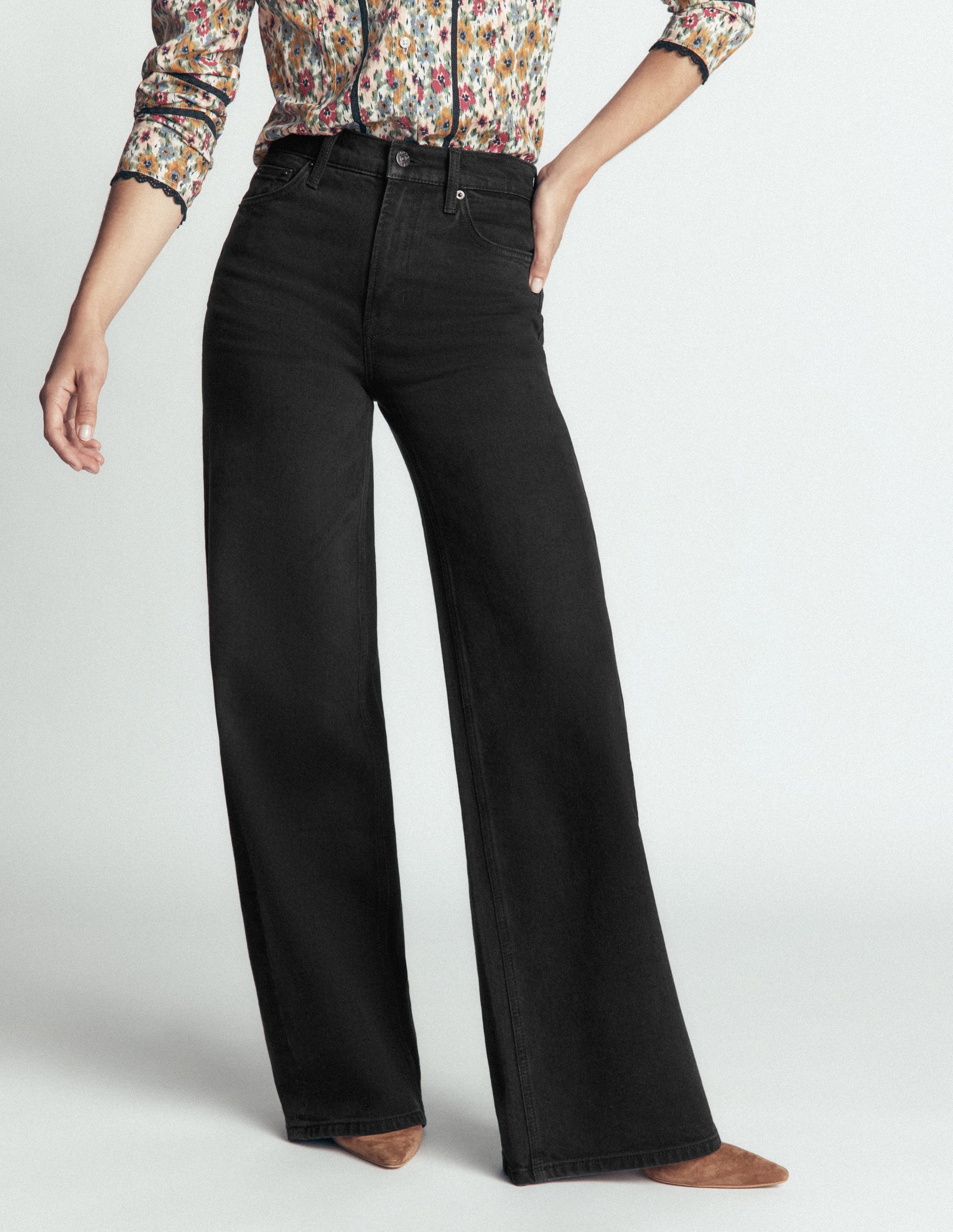 High Rise Wide Leg Jeans-Washed Black-5