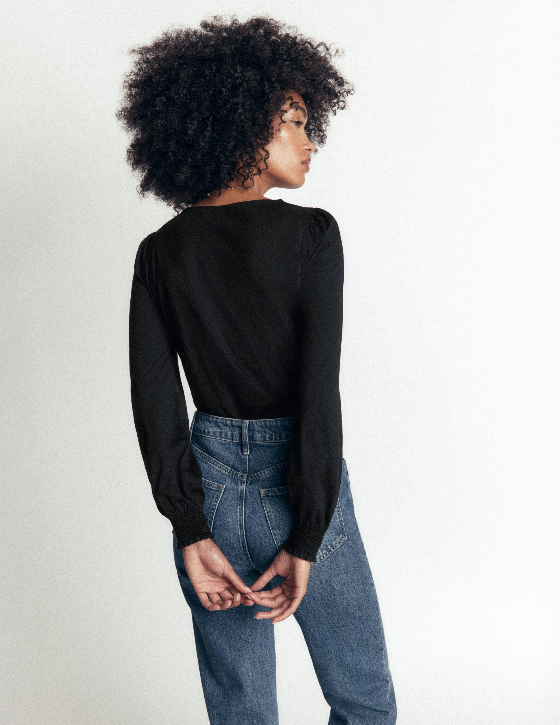 Smocked Cuff Supersoft Top-Black-3
