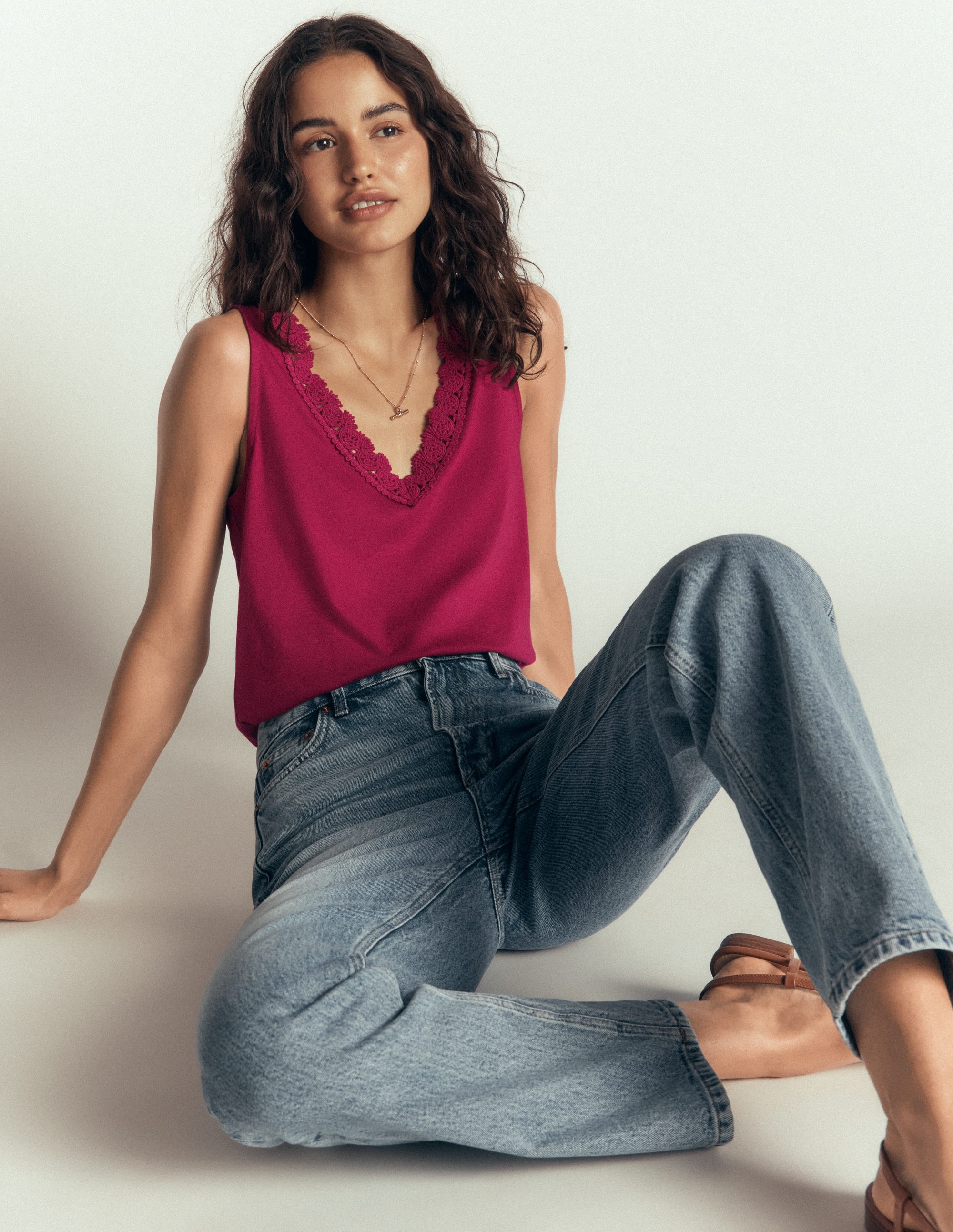 Supersoft V Neck Trim Vest-Beetroot Red - Image 1