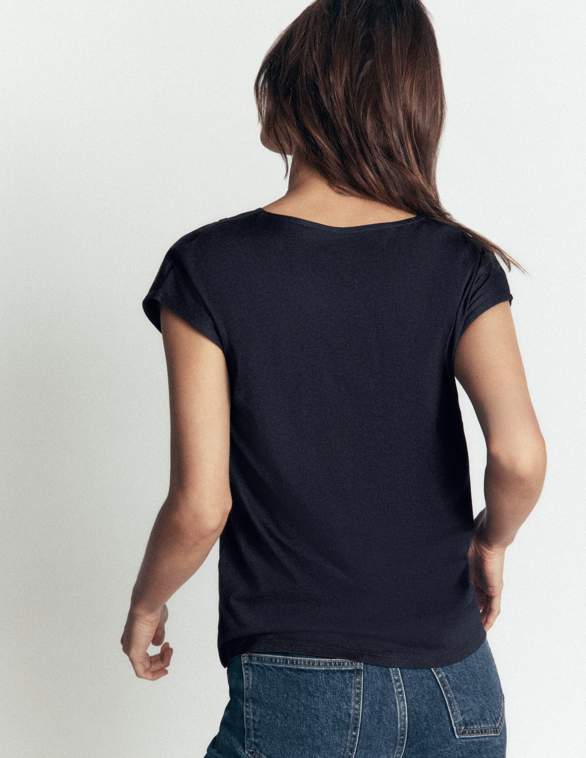 Imi Supersoft V-neck T-shirt-Navy-3