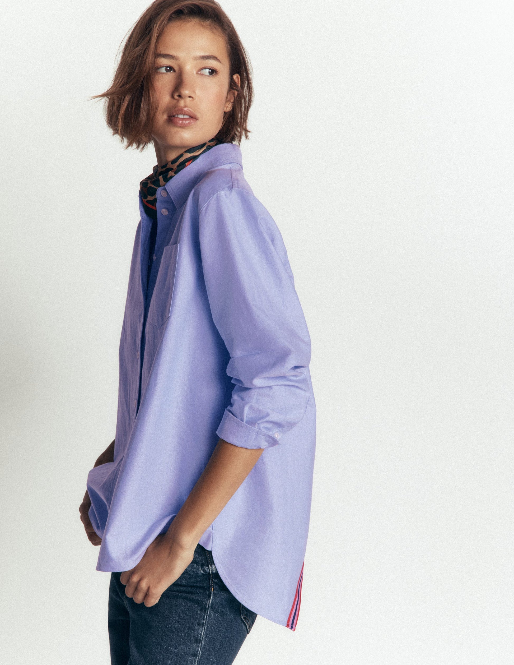 Sienna Relaxed Cotton Shirt-Blue Oxford, Trim Back-5