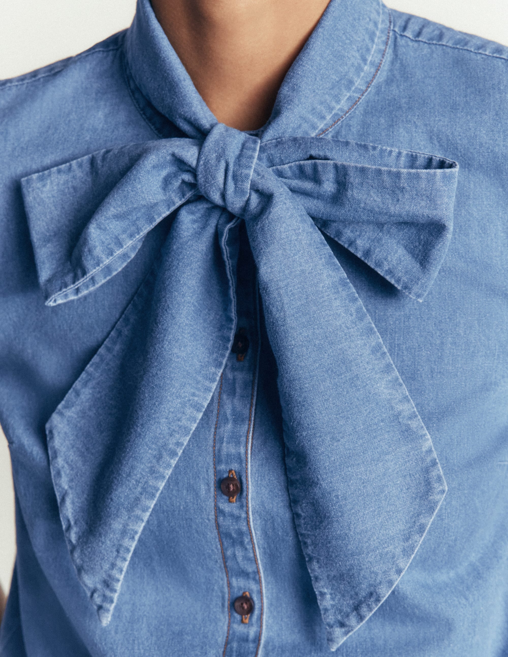 Tie Neck Denim Top-Light Vintage - Image 2