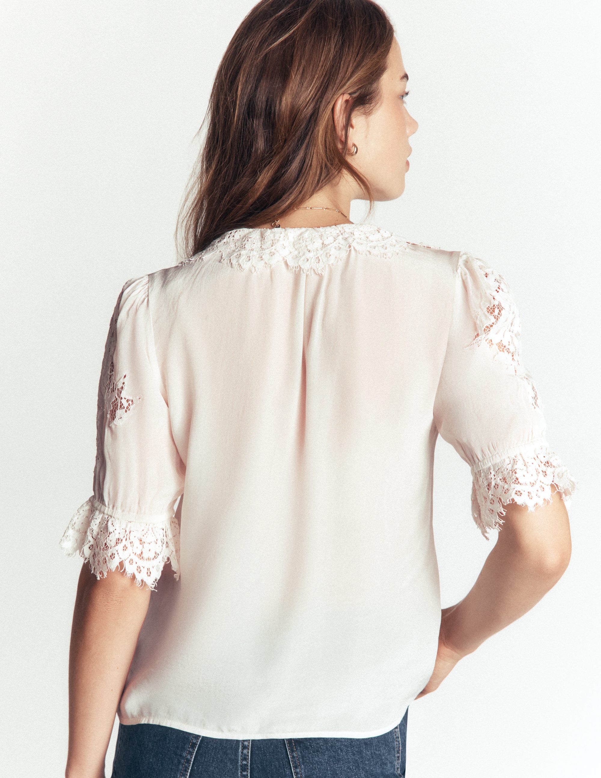 Ruffle V-neck Lace Top-Ivory - Image 3