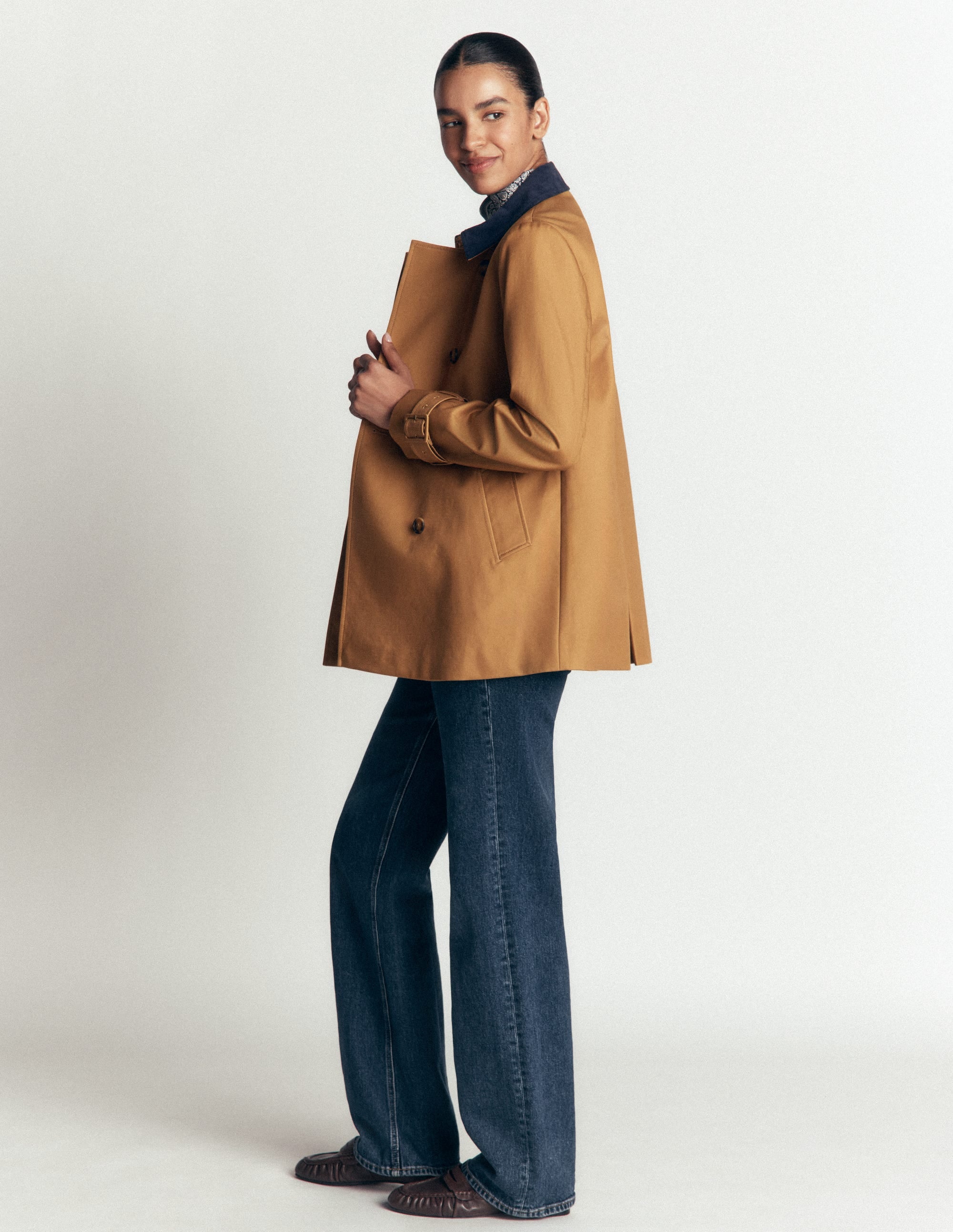 Swing Box Short Trench-Camel - Image 4