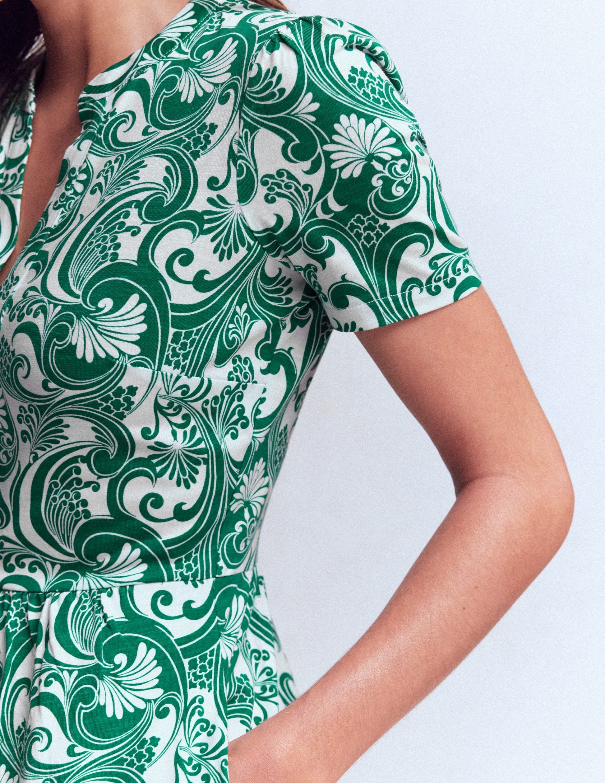 Naomi Short Sleeve Dress-Jewel Green, Foliage Whirl-2