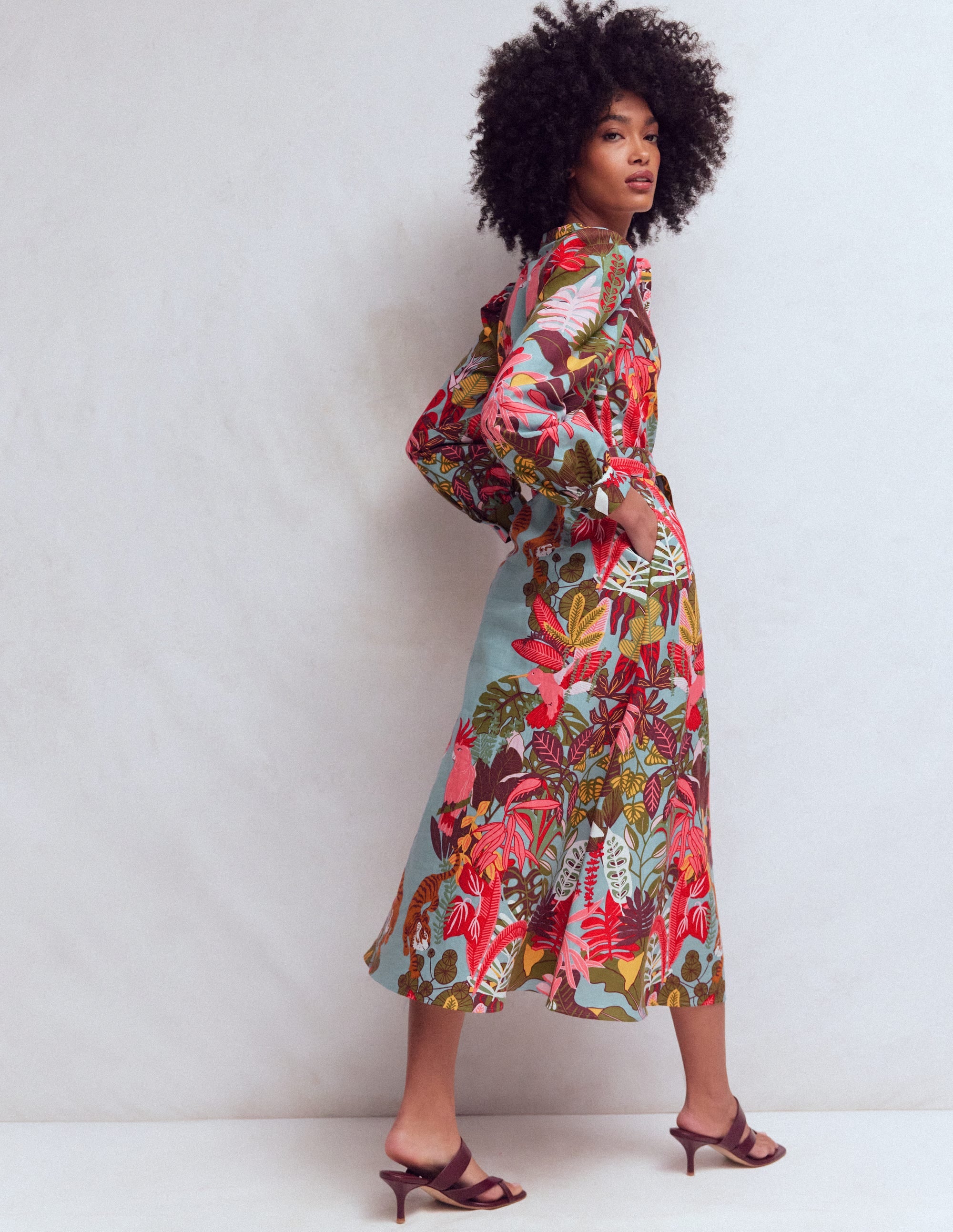 Ava Linen Blend Midi Dress-Blue Tropical Safari Placement - Image 3