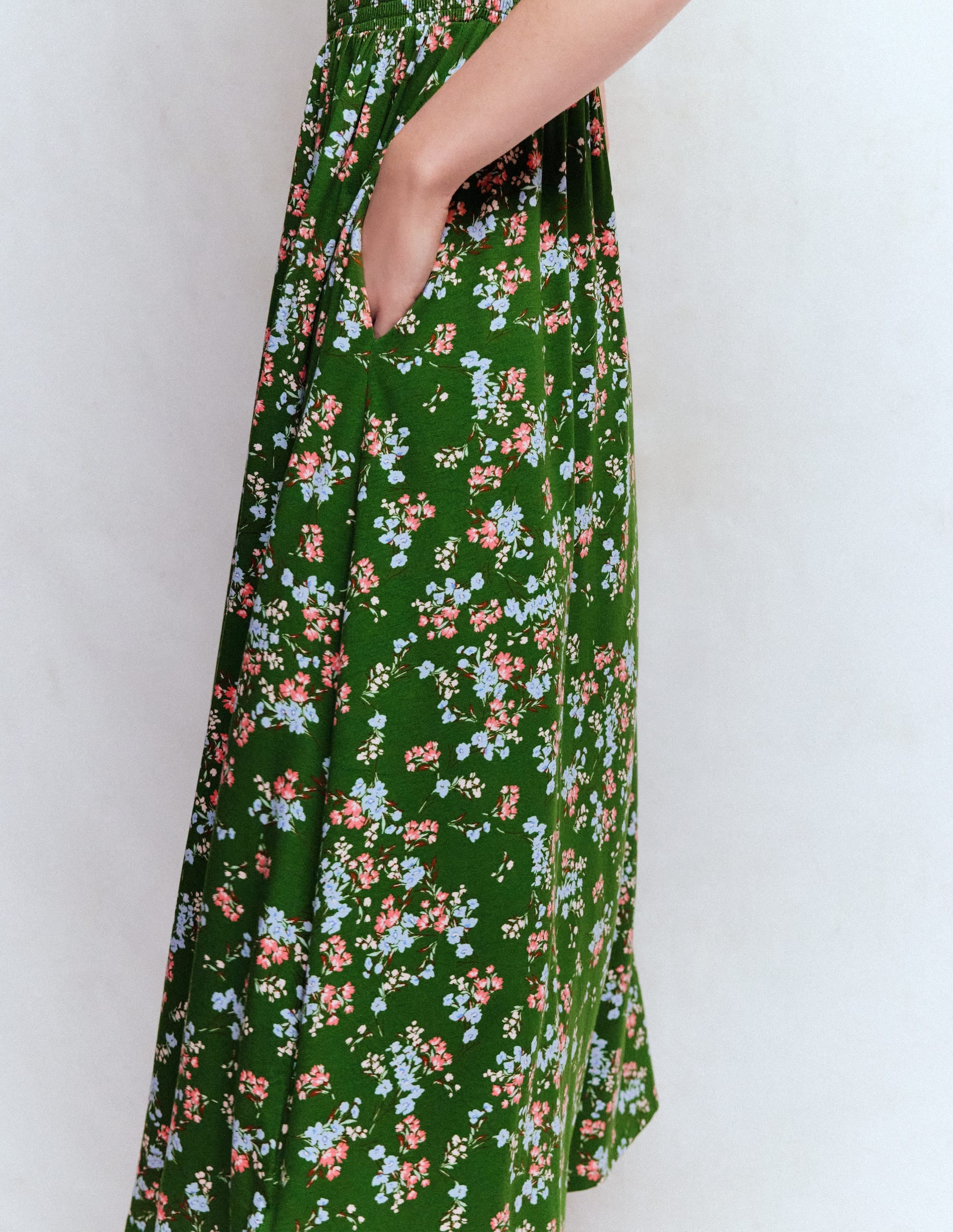 Smocked Jersey Midi Dress-Promenade Green, Bloom Scatter - Image 5