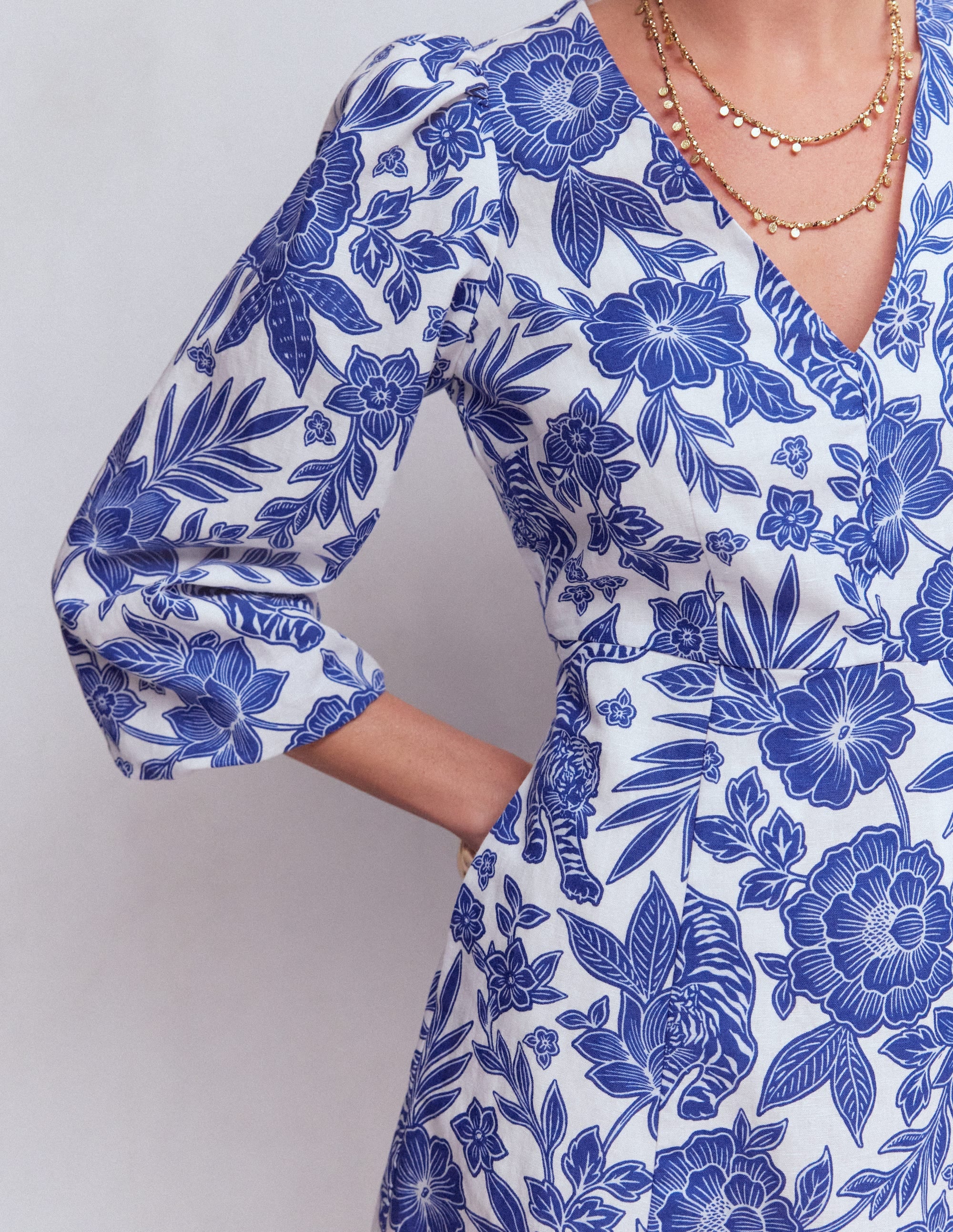 Marla Linen Blend Short Dress-Blue Tigers Paradise - Image 2