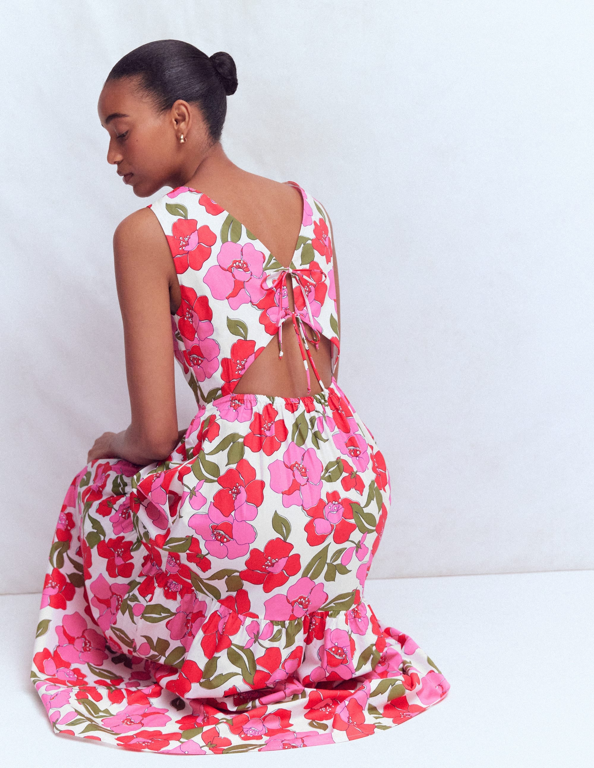 Sleeveless Poplin Dress-Red, Radiant Bloom - Image 6