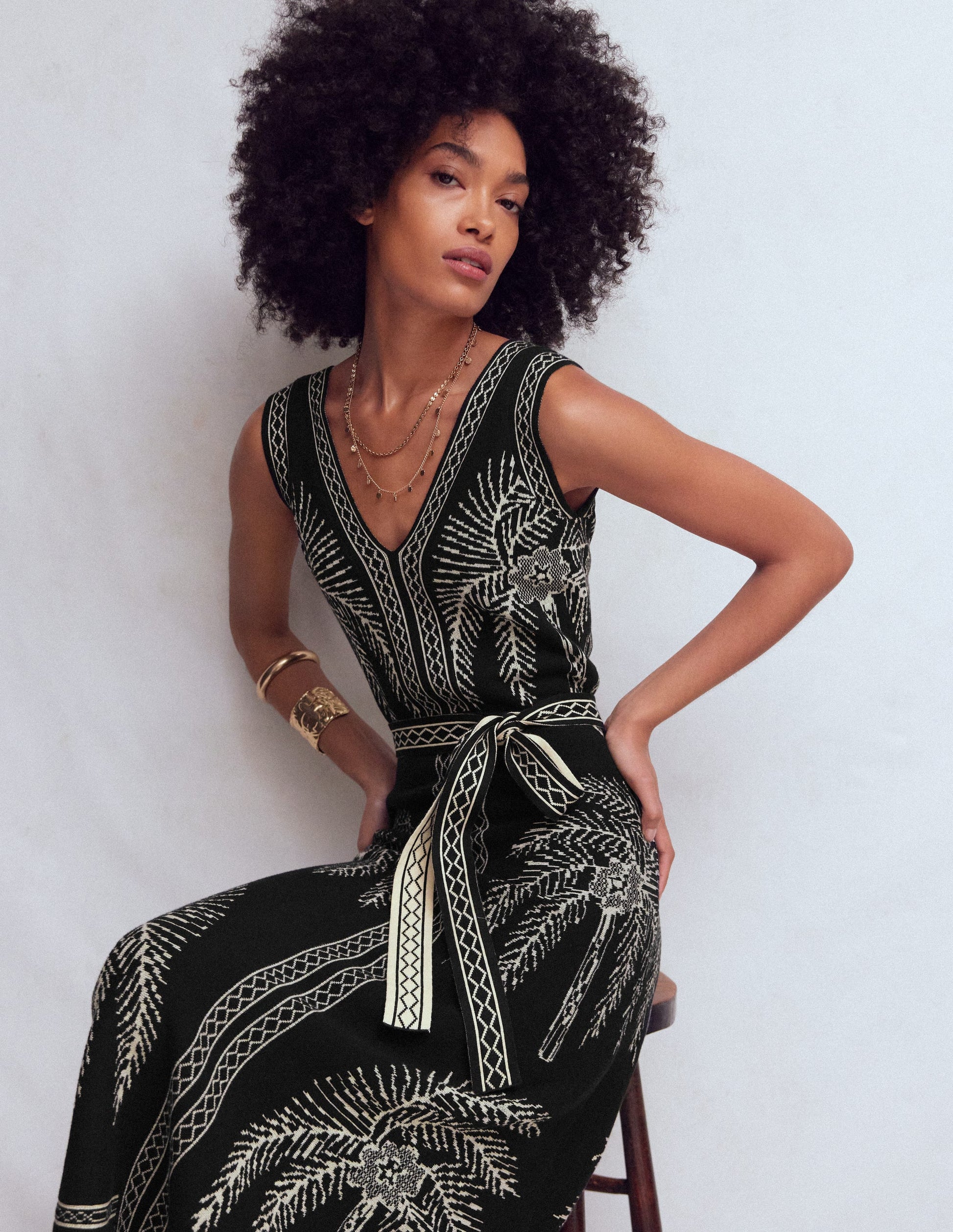 V Neck Jacquard Dress-Palm Jacquard-2