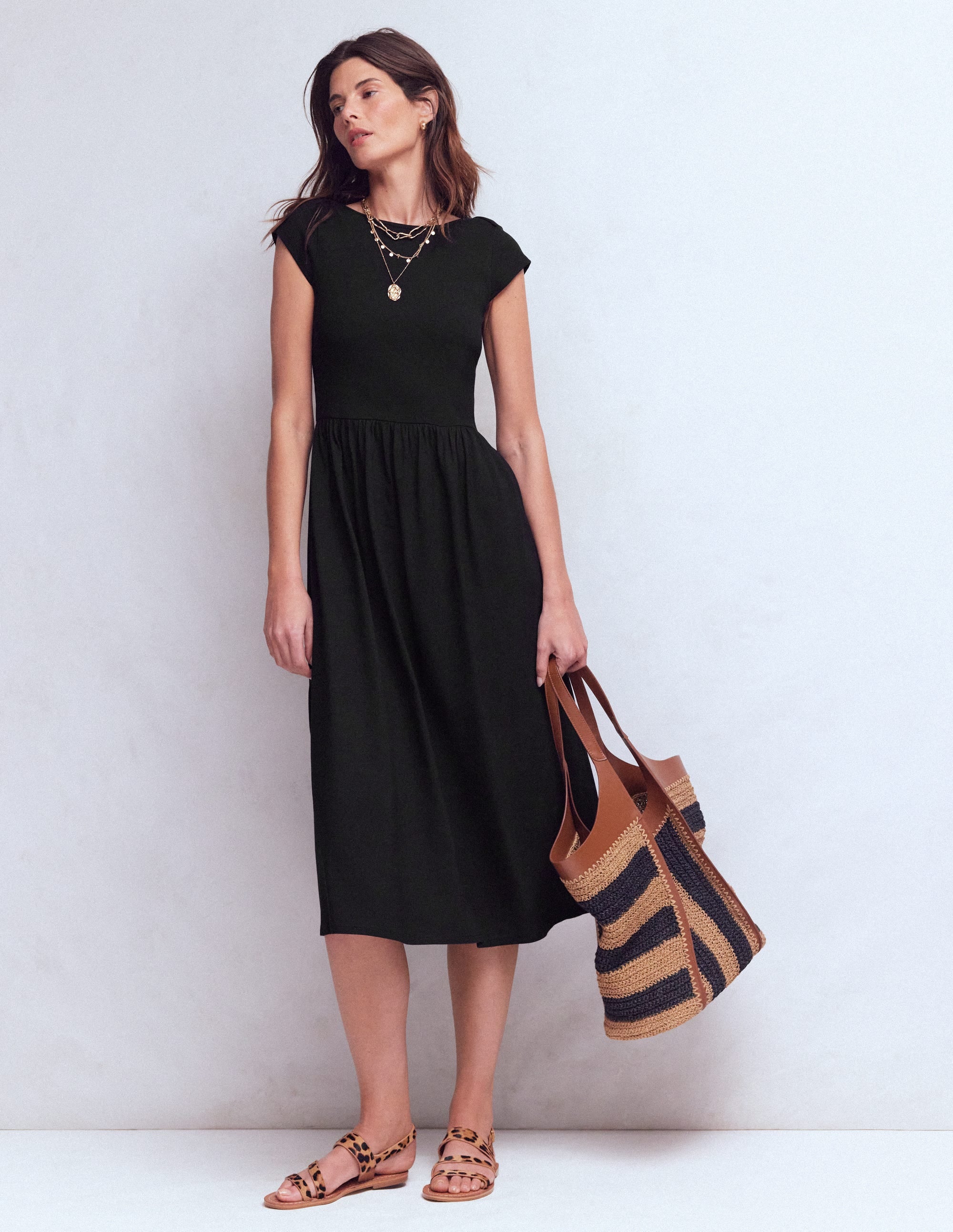 Boat Neck Mix Dress-Black - Image 4