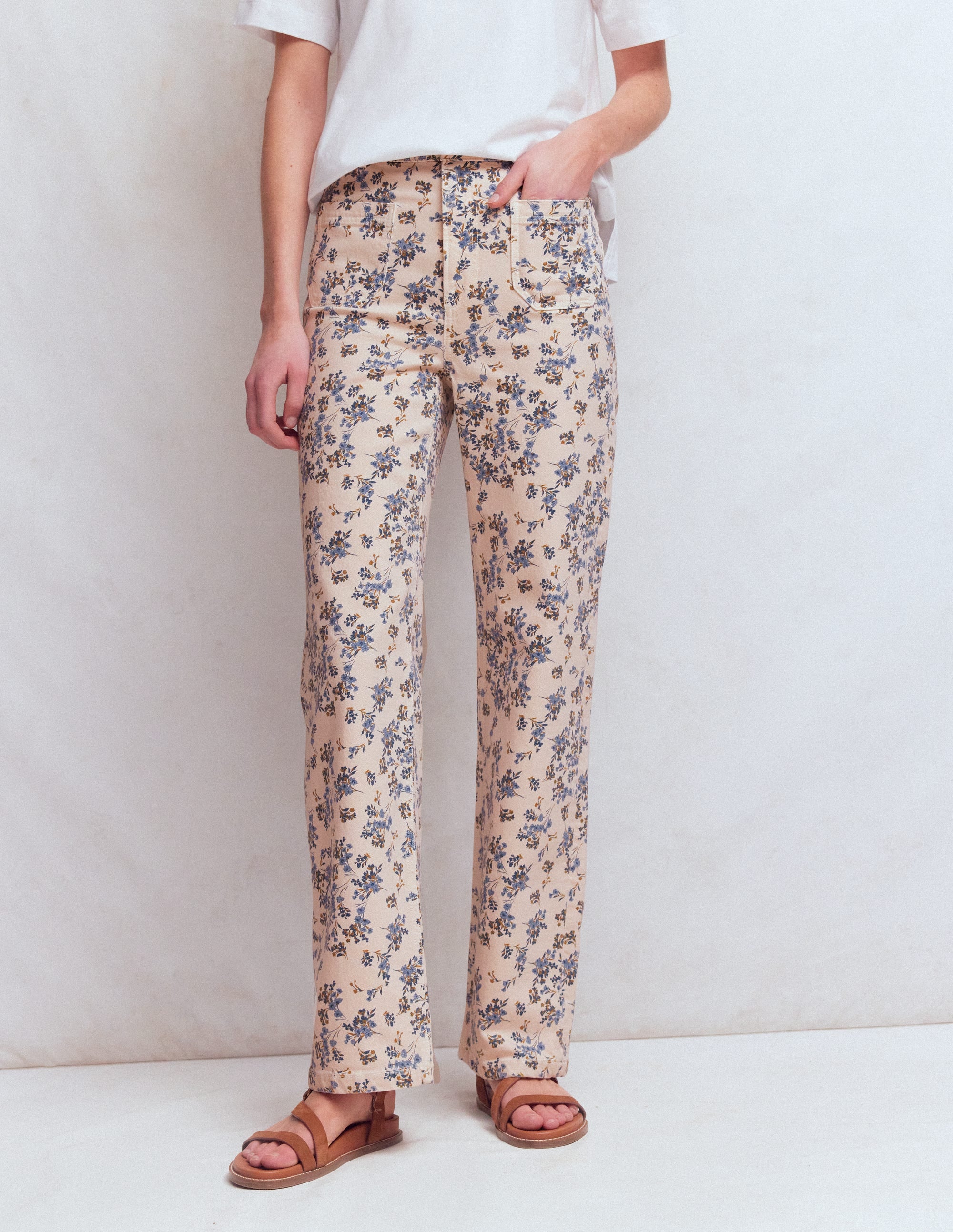 Straight Leg Pocket Jeans-Ivory Floral - Image 4