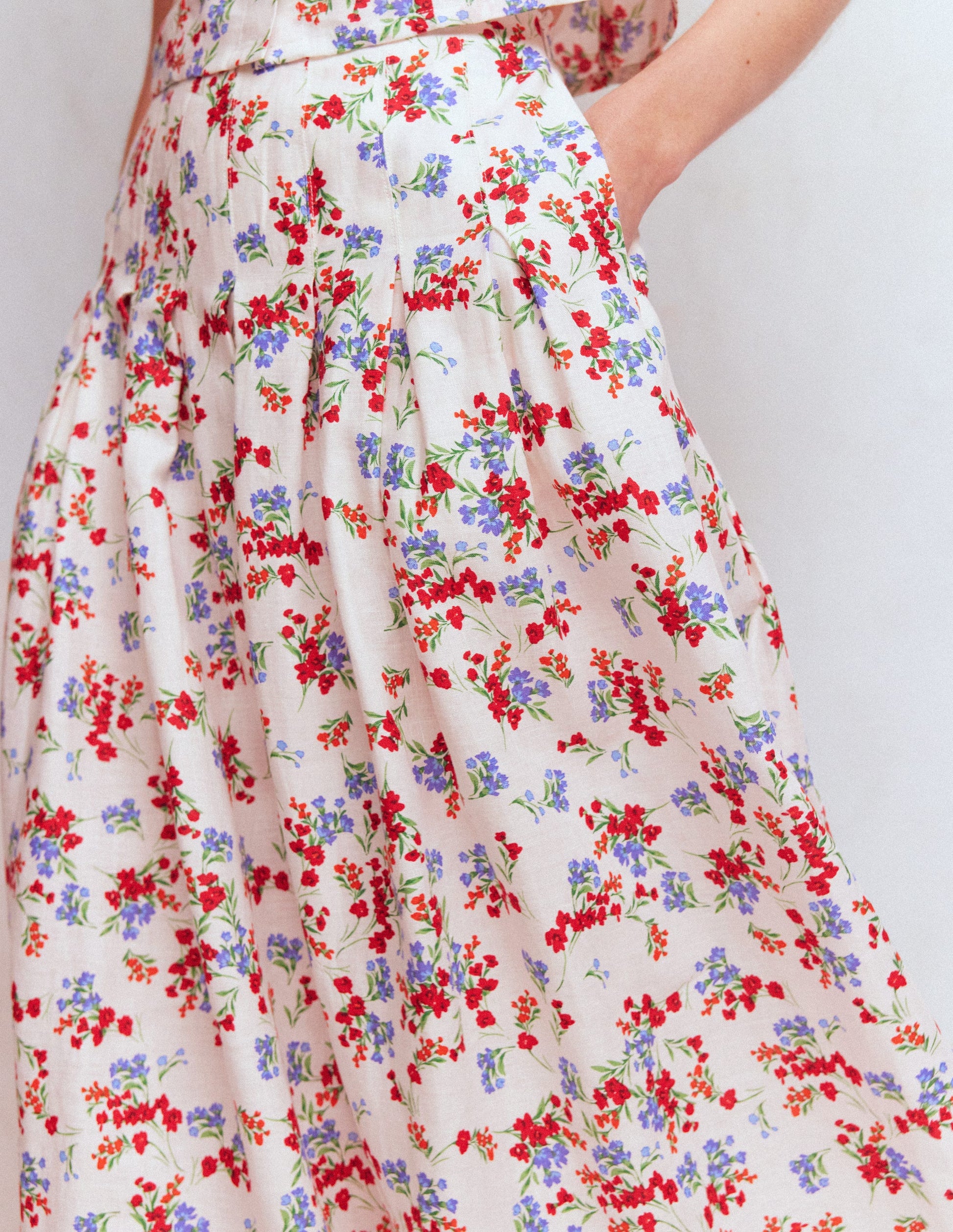 Valentina Linen Skirt-Ivory, Bloom Scatter-2