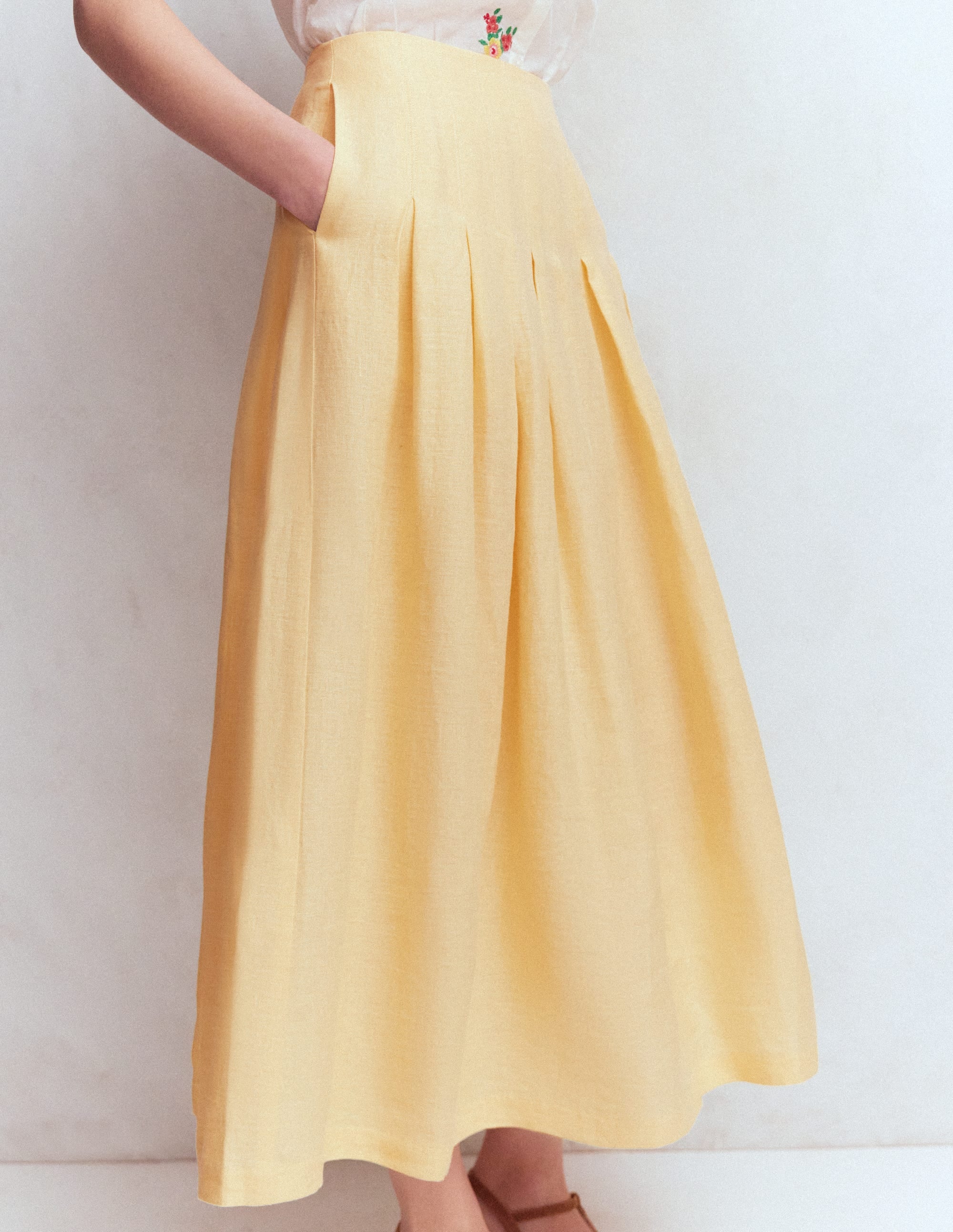 Valentina Linen Skirt-Buttercream - Image 4