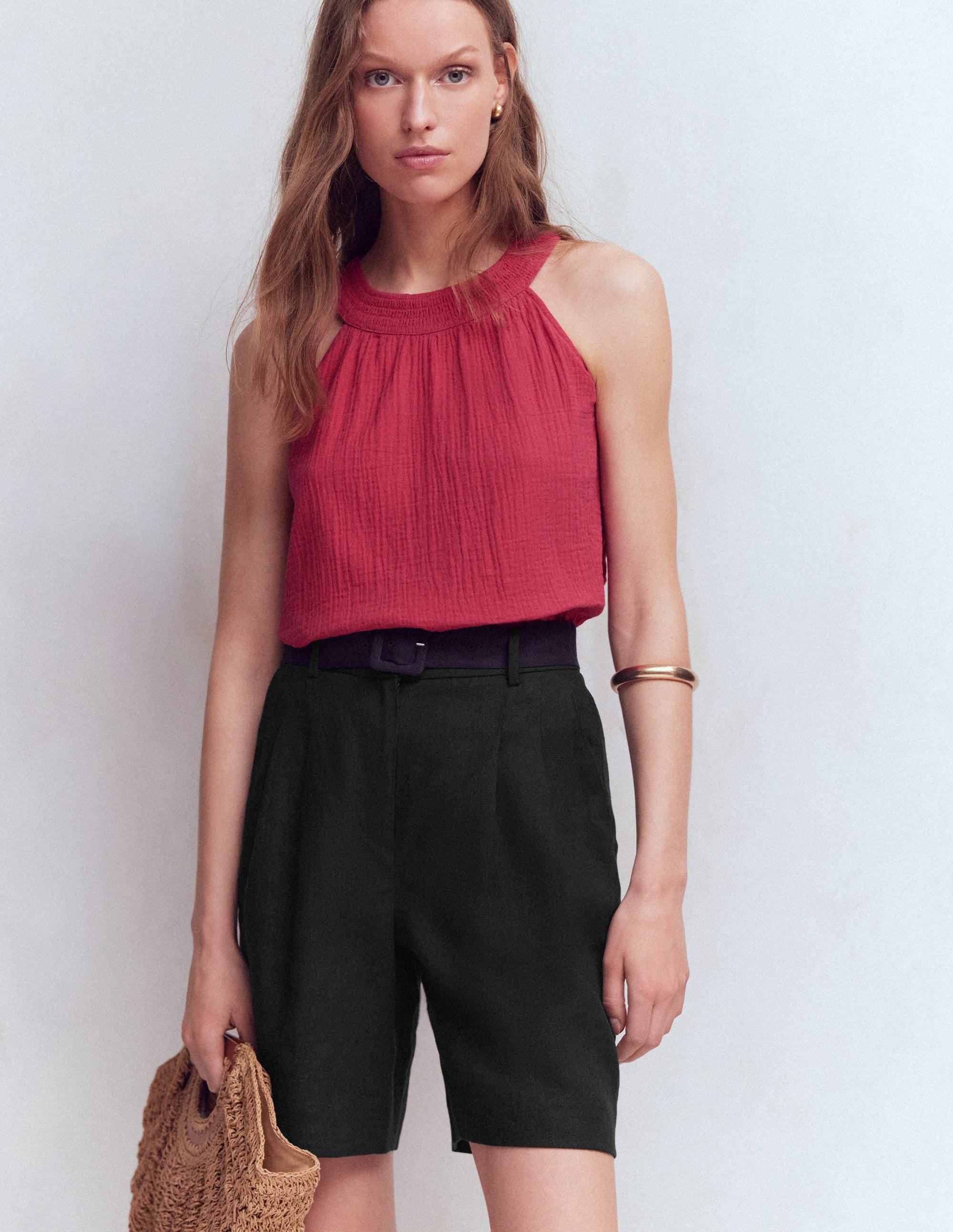 Chelsea Belted Linen Shorts-Black - Image 1