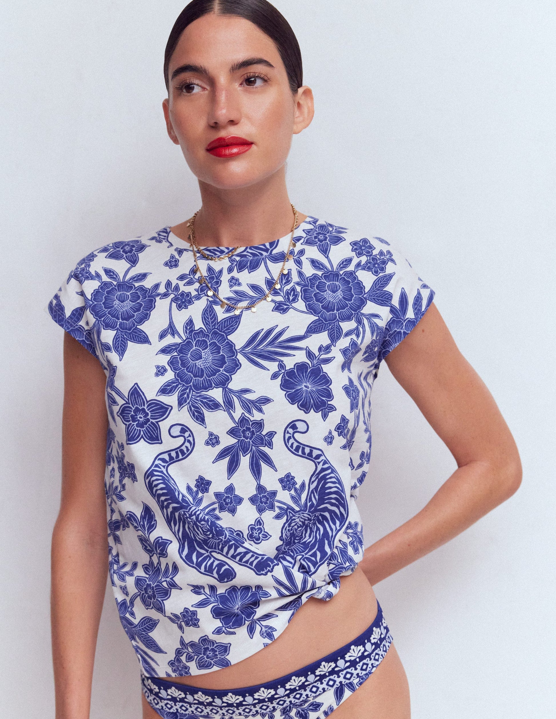Louisa Slub T-Shirt-Blue Tigers Paradise Placement-4