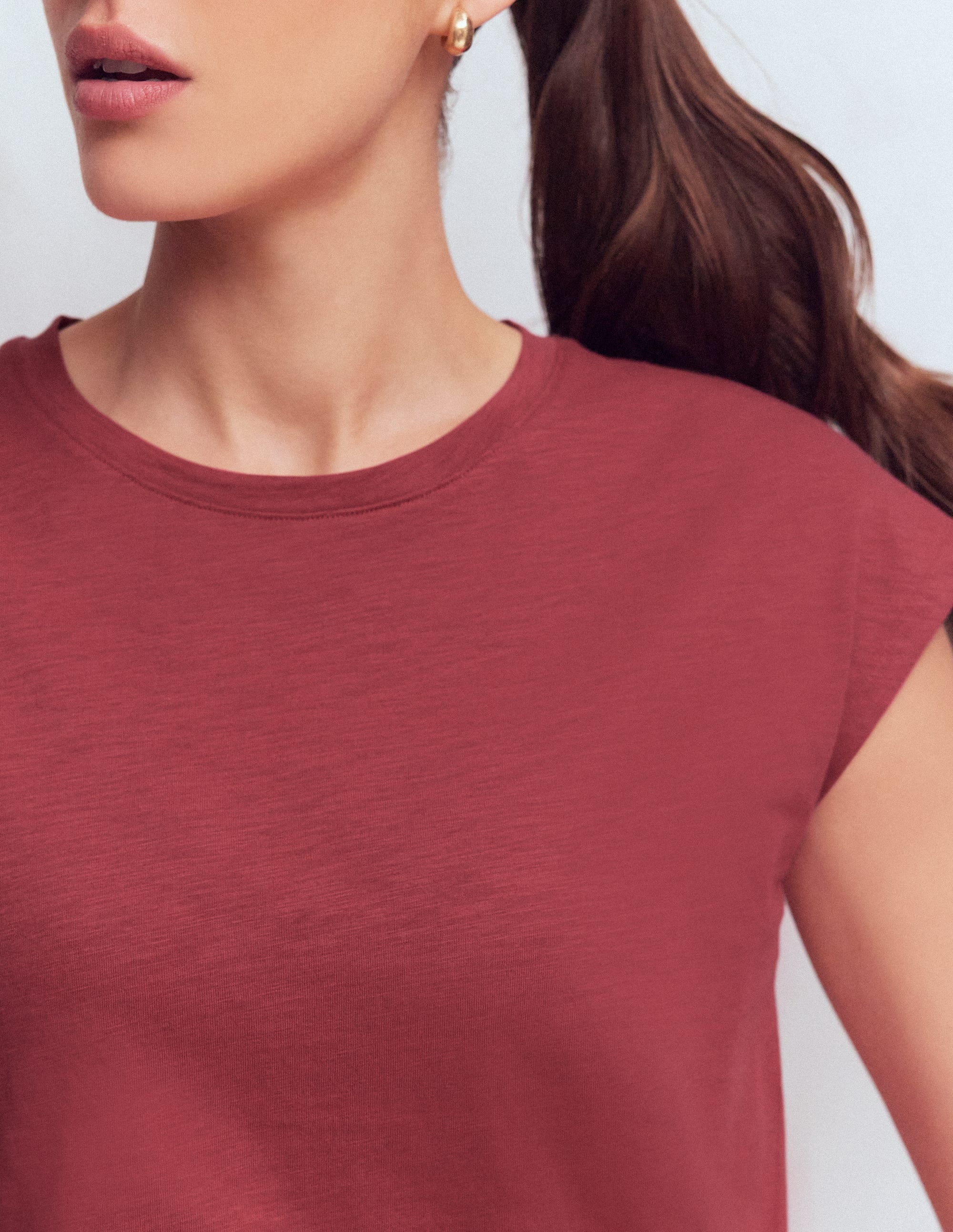 Louisa Slub T-Shirt-Earth Red - Image 2