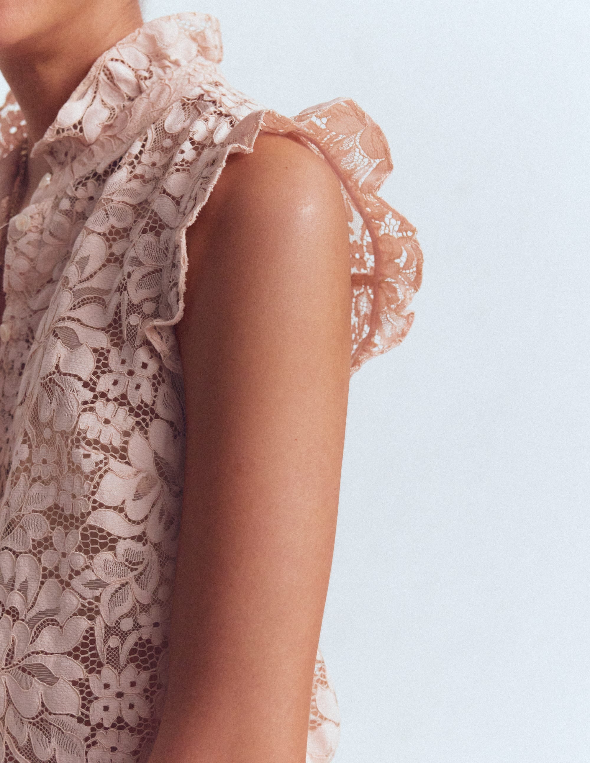 Isabel Sleeveless Lace Top-Pale Pink - Image 2