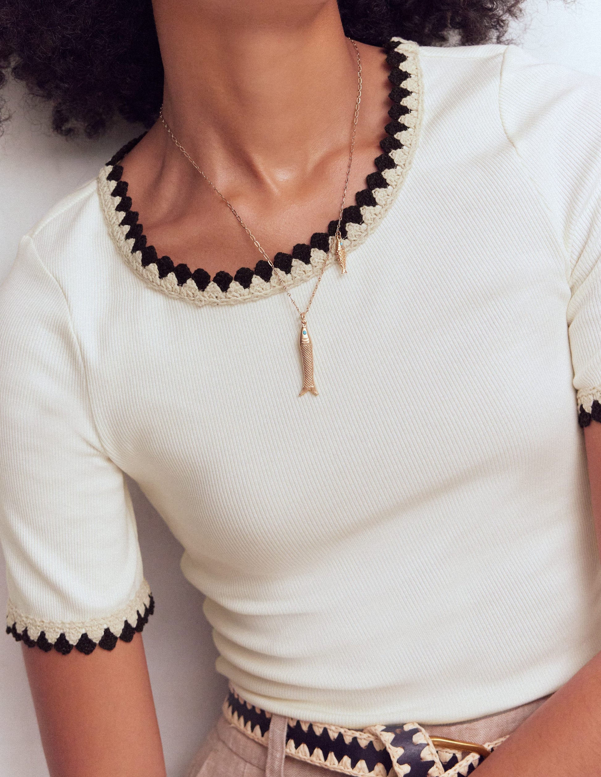 Maddie Trim Detail T-Shirt-Ivory with Black-2