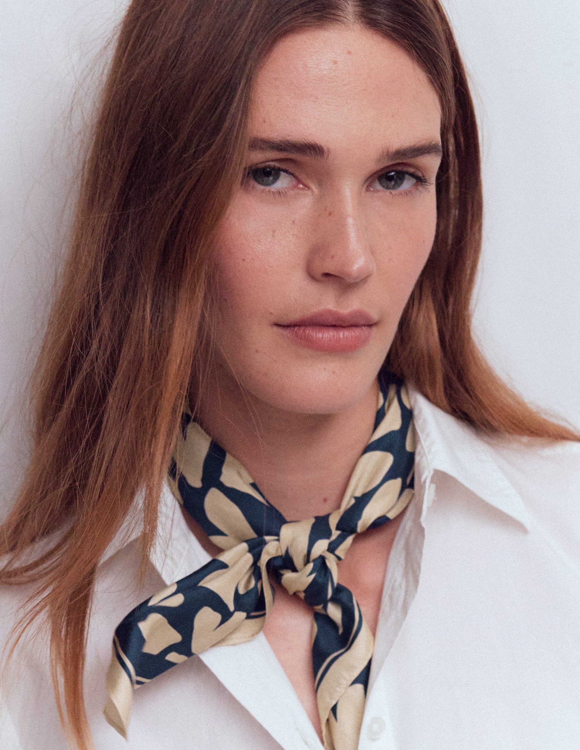 Silk Square Scarf-Heart Scatter-2