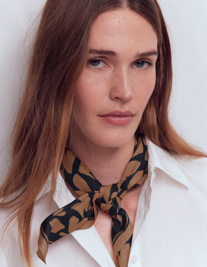 Elisabeth Silk Square Scarf-Heart Scatter