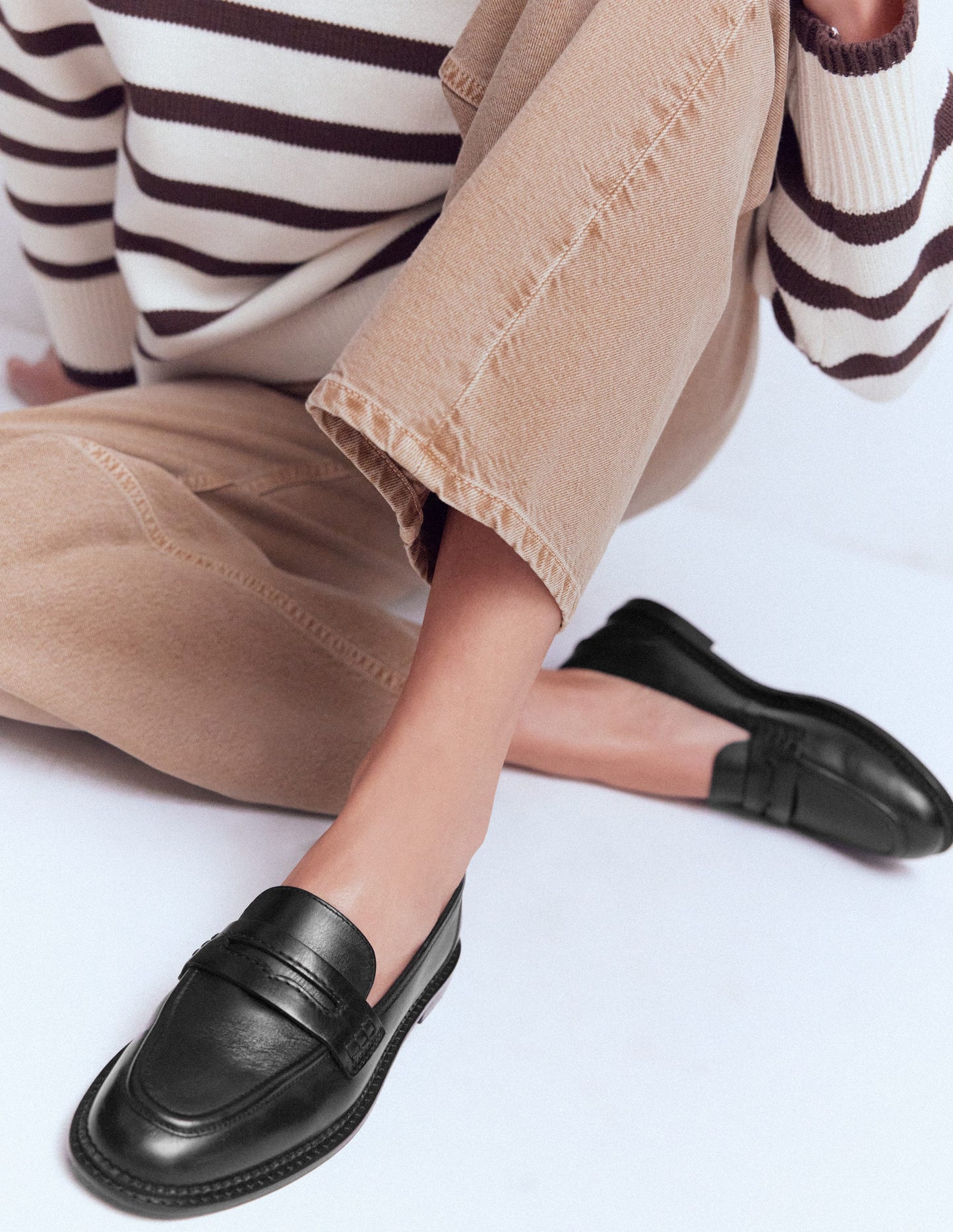 Nya Penny Loafers-Black