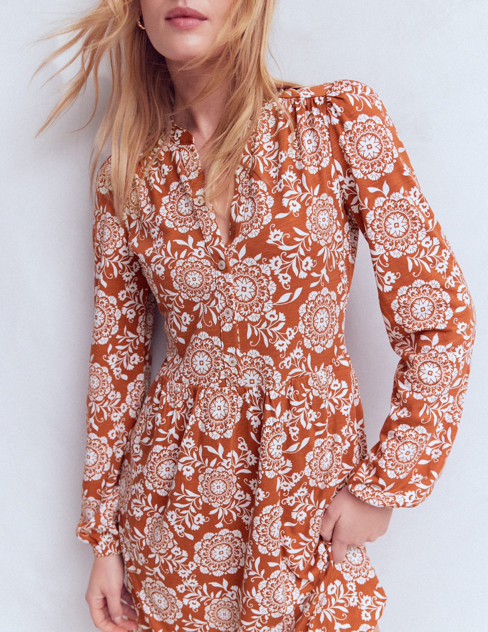 Amy Short Jersey Dress-Chesntut, Decorative Blossom-2