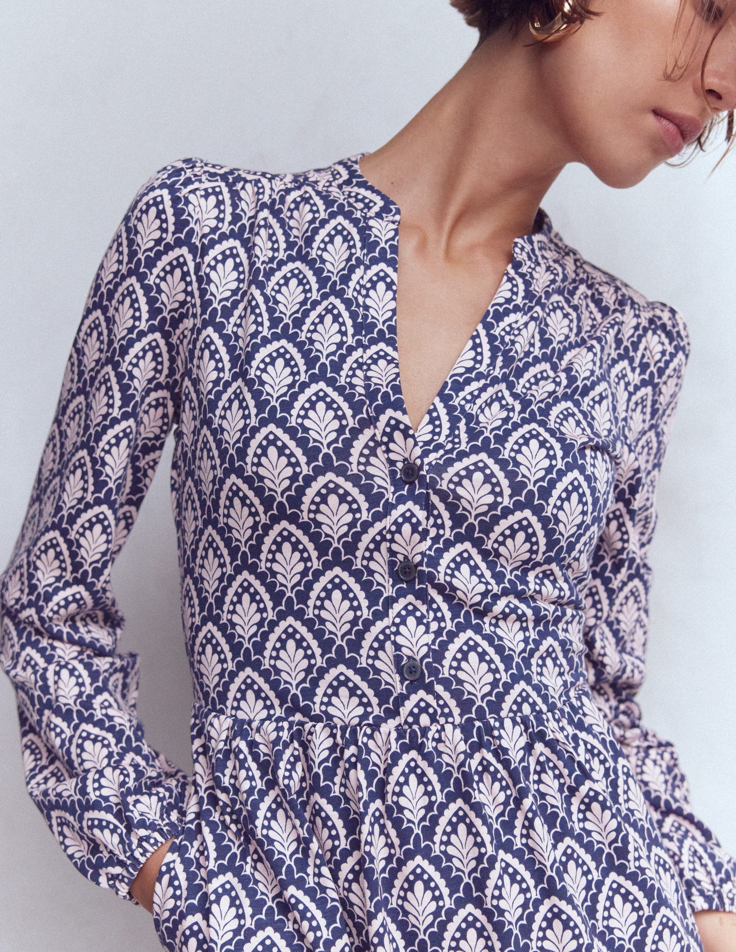 Amy Short Jersey Dress-French Navy, Petal Terrace