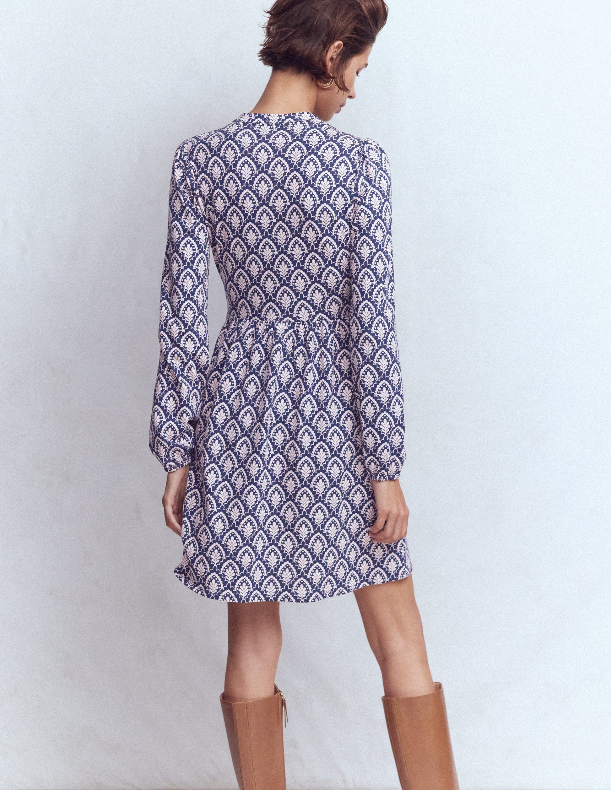 Amy Short Jersey Dress-French Navy, Petal Terrace-3