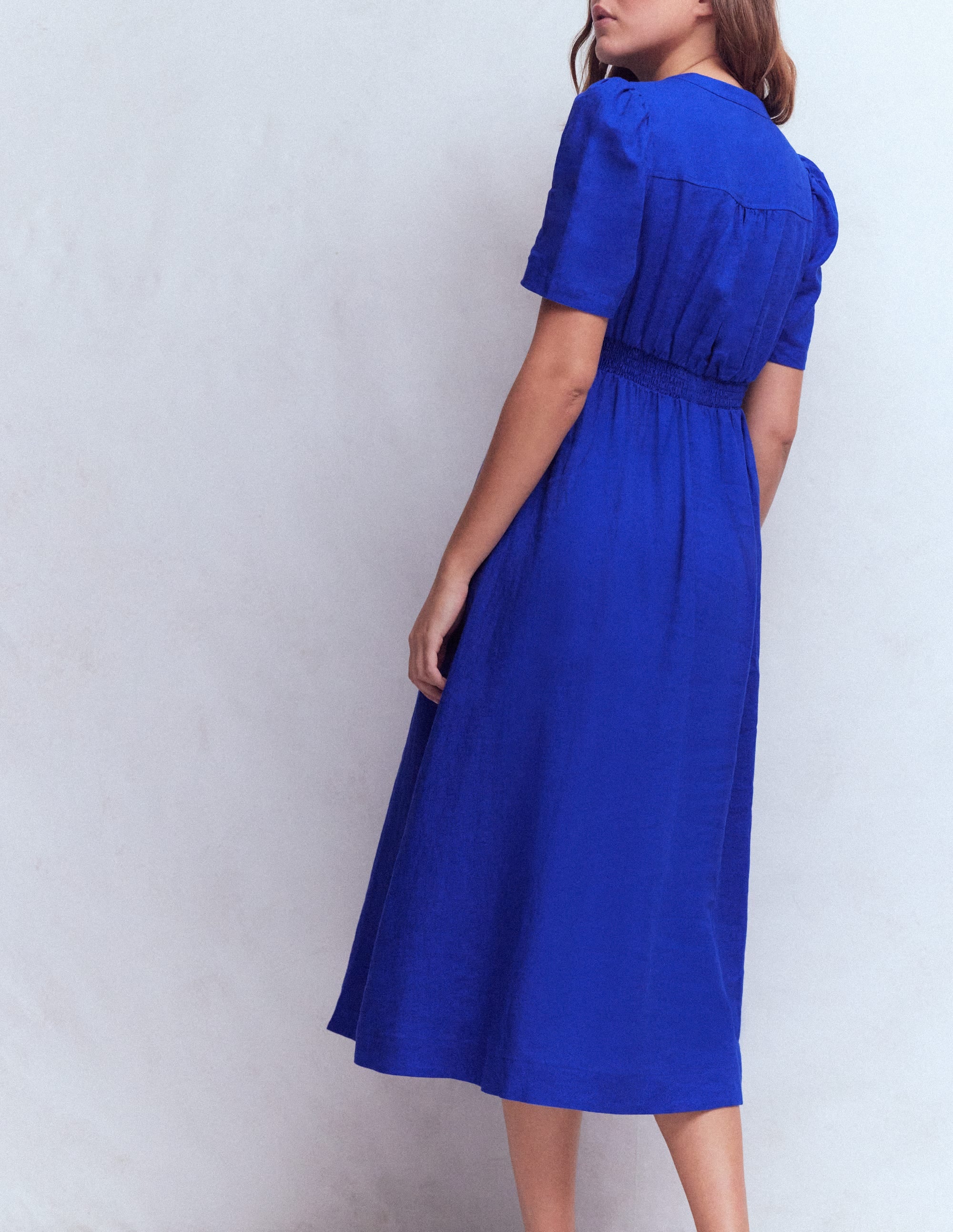 Ivy Button Linen Midi Dress-Bright Blue - Image 4