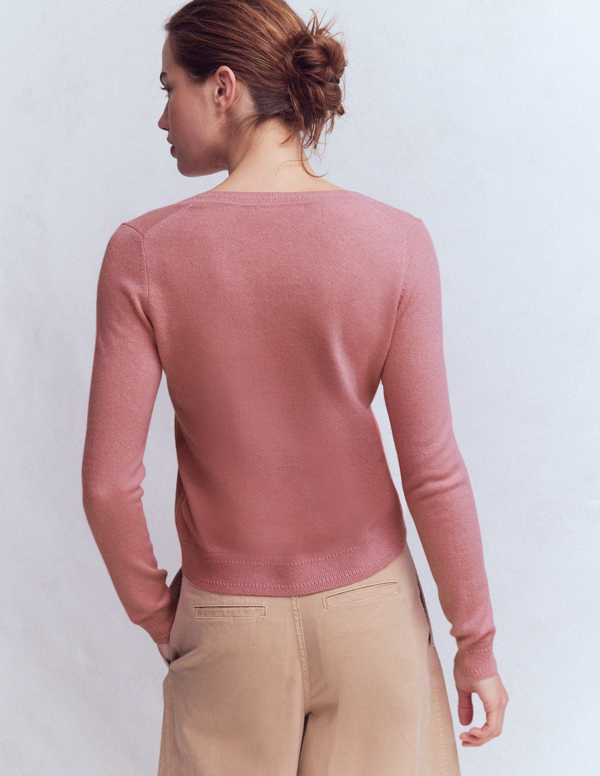 Eva Cashmere V-neck Jumper-Camelia Pink-3