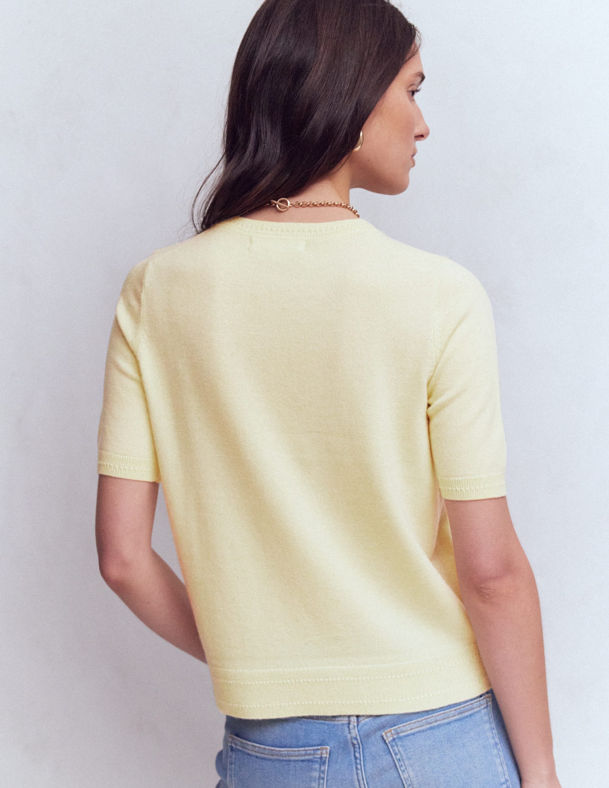 Eva Cashmere T-Shirt-Sandstone Yellow - Image 3