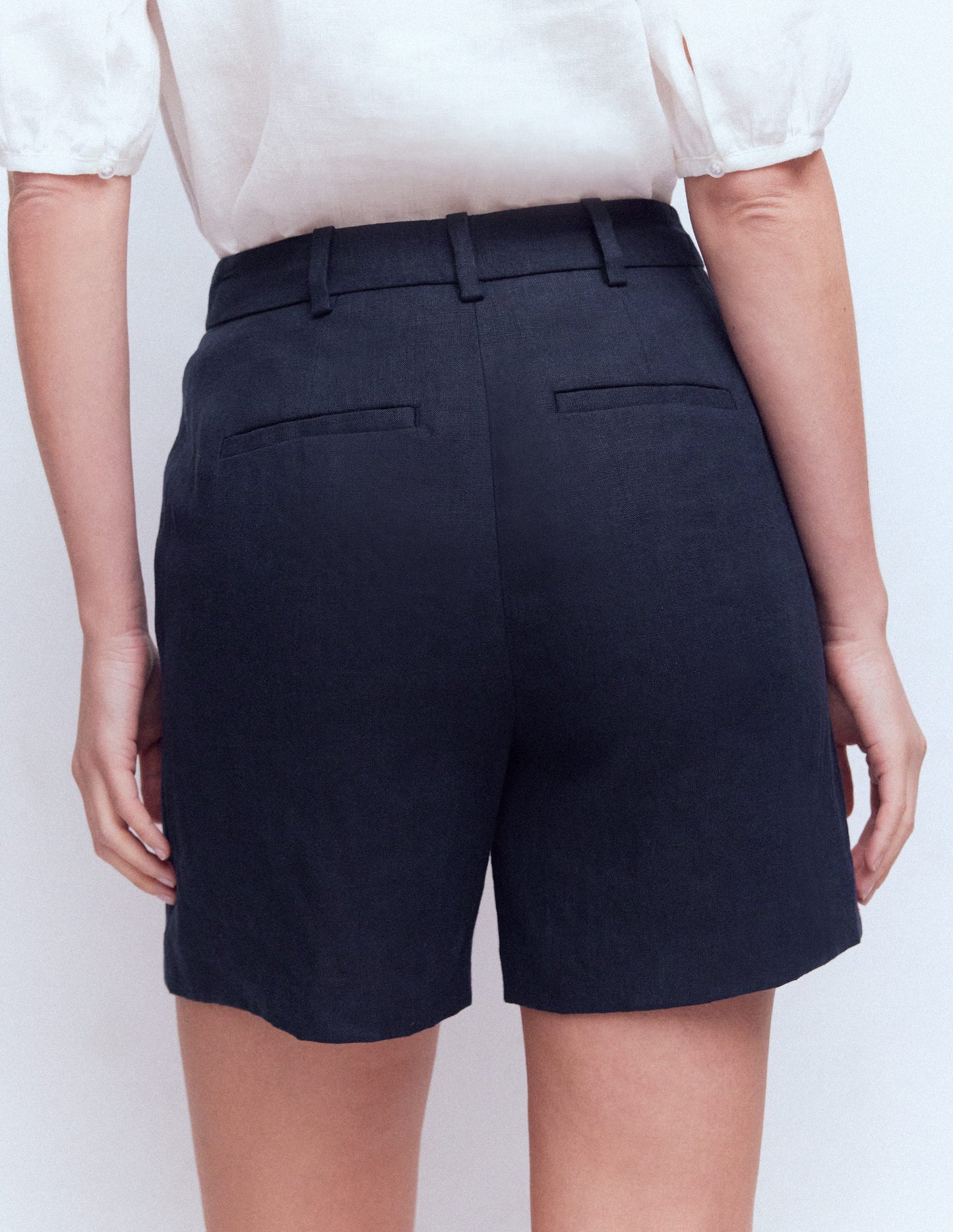 Belgravia Linen Shorts-Navy