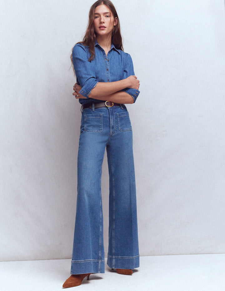 Patch Pocket Flare Jeans-Midwash