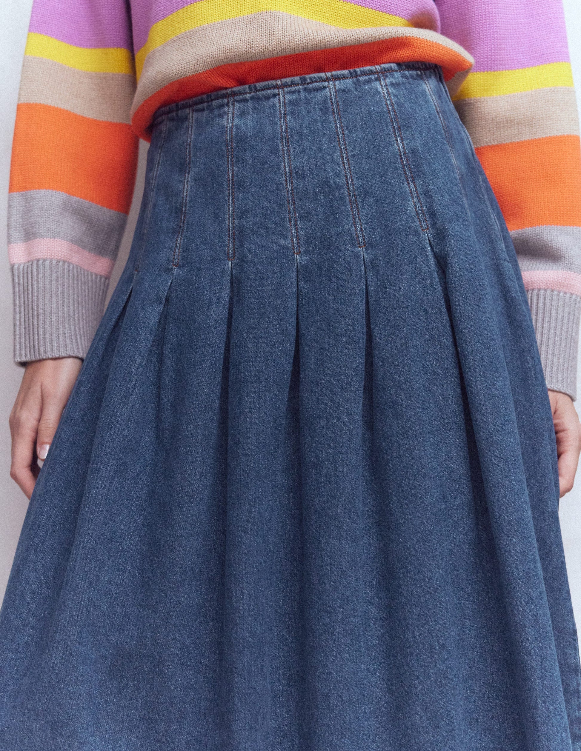 Valentina Denim Skirt-Mid Vintage-3