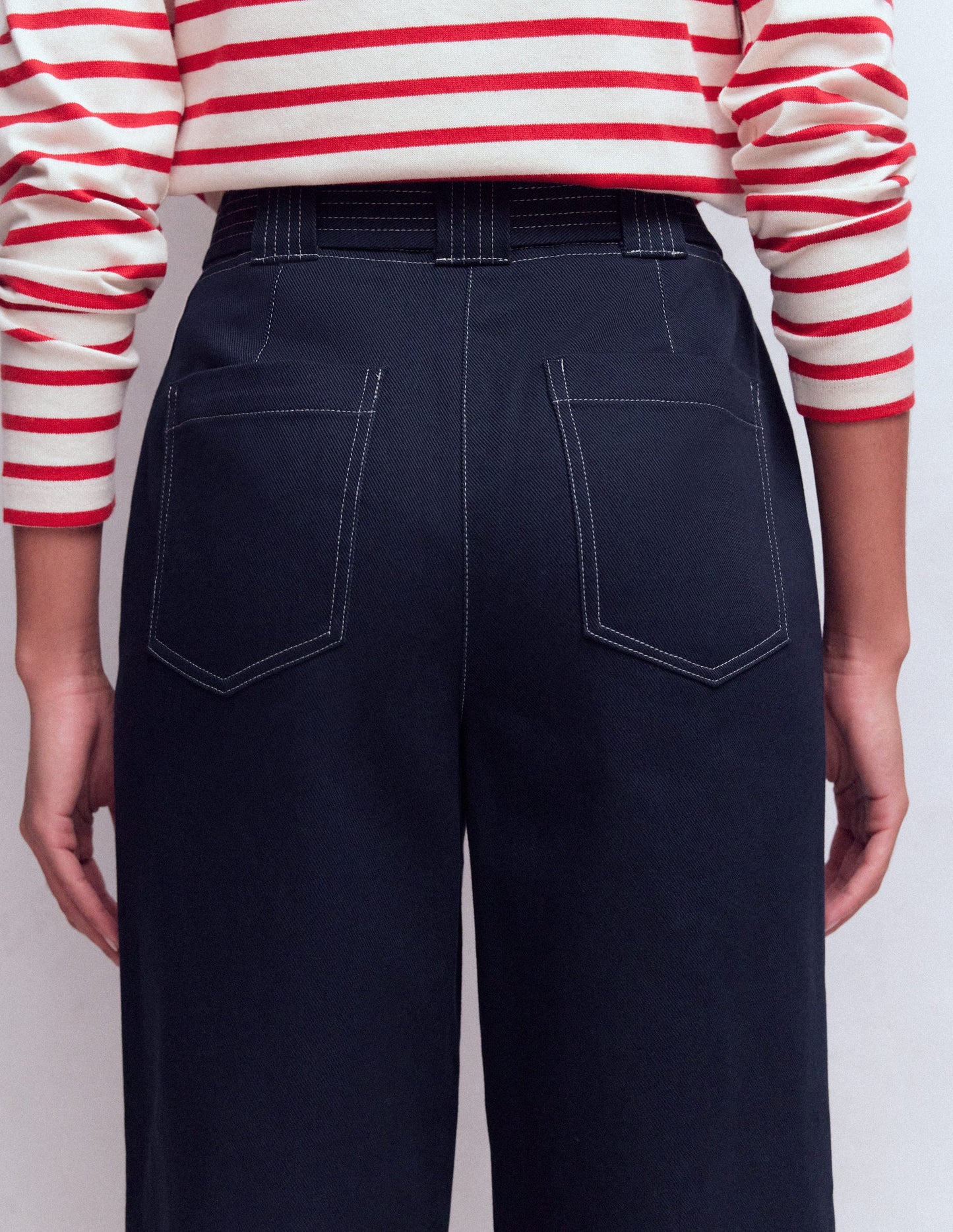 Belted Barrel Leg Trousers-Navy