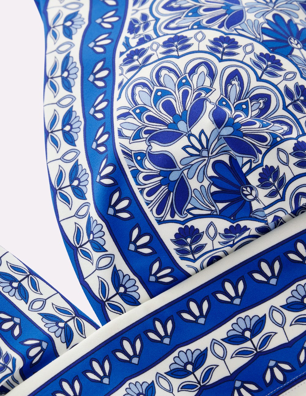Porto V-neck Bikini Top-Blue, Elaborate Terrace - Image 7