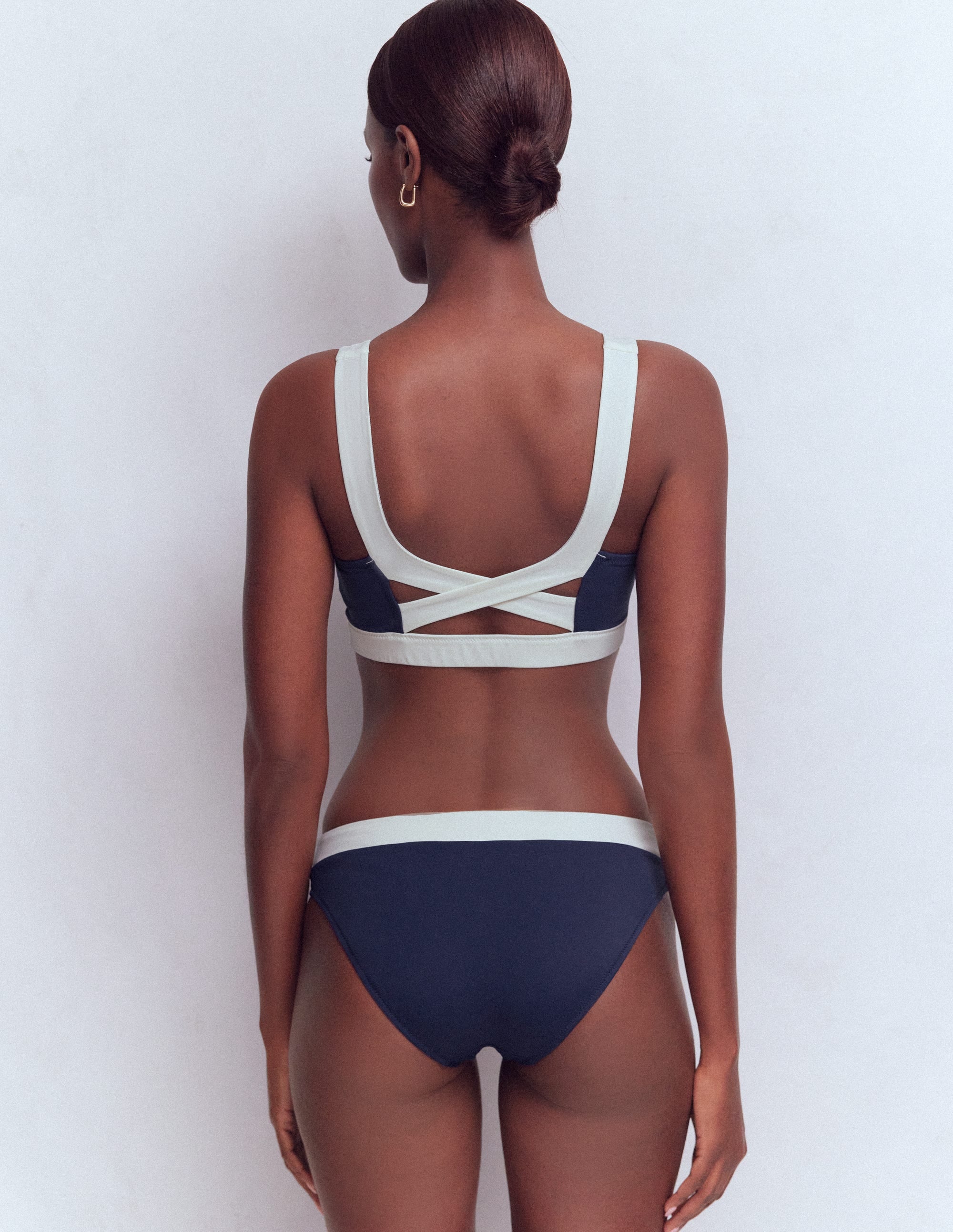 Campania Cross-back Bikini Top-Navy, Ivory Colourblock - Image 3
