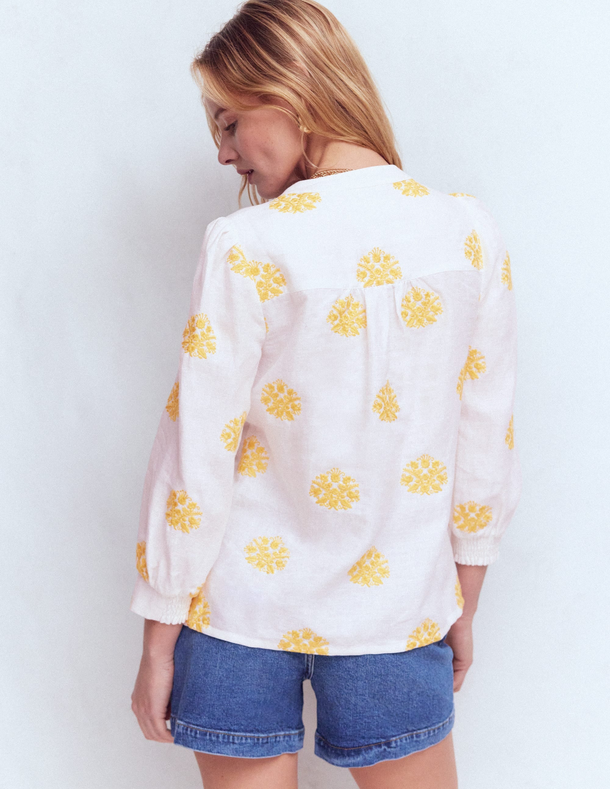 Alicia Linen Top-White, Floral embroidery - Image 3
