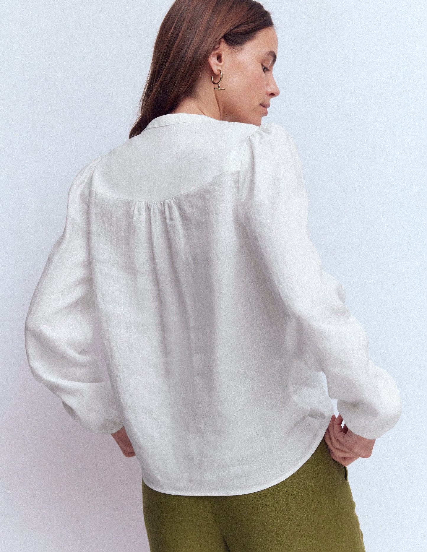 Notch Neck Linen Trim Top-White