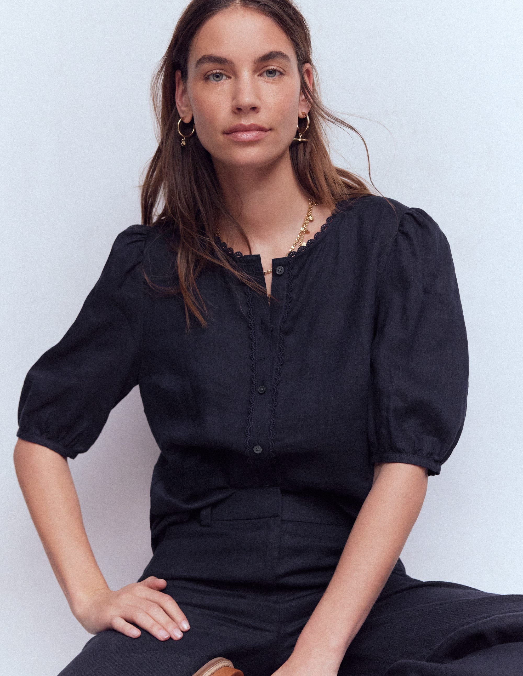 Leah Short Sleeve Linen Top-Navy - Image 1
