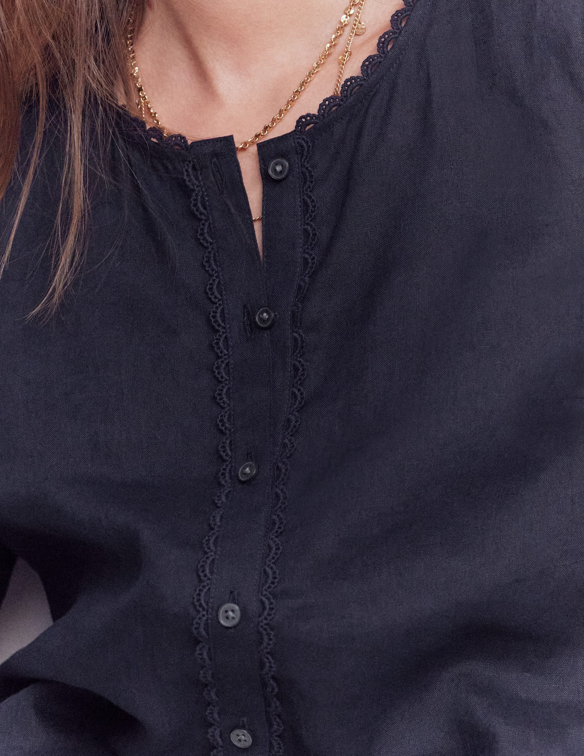 Leah Short Sleeve Linen Top-Navy - Image 2