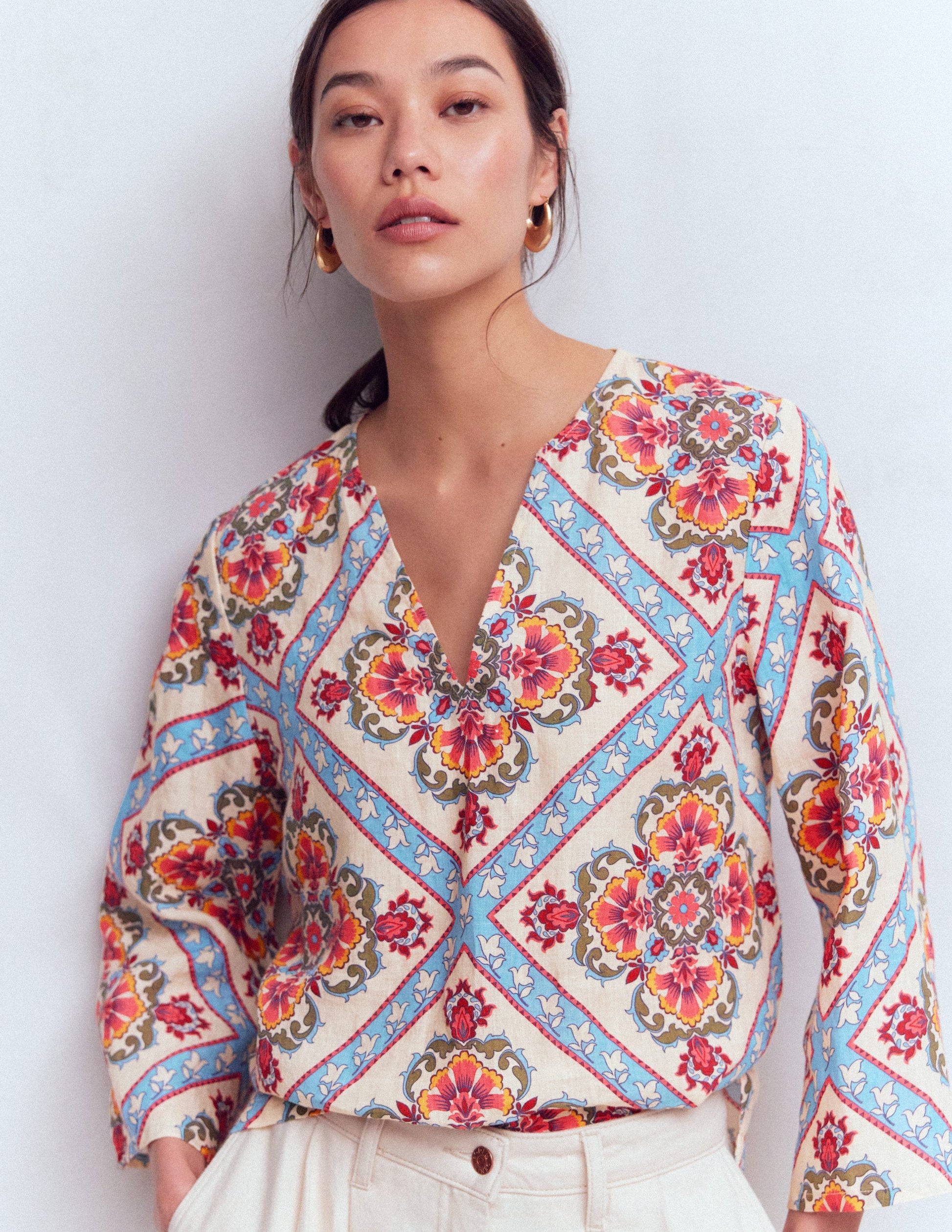 Cleo Linen Top-Floral Tile Placement-5