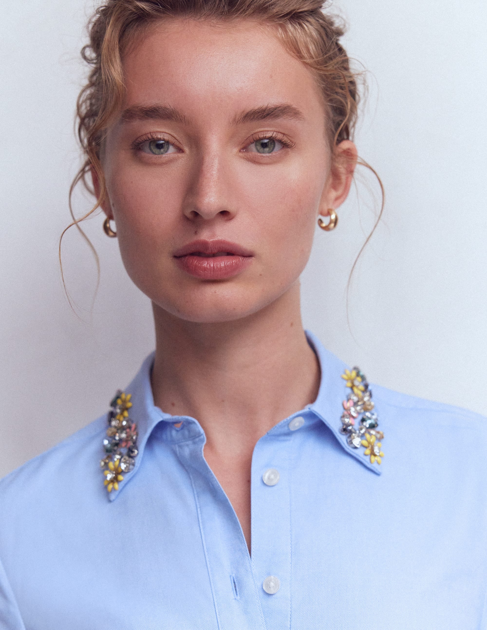 Sienna Trim Detail Shirt-blue Oxford, Jewel Collar - Image 2