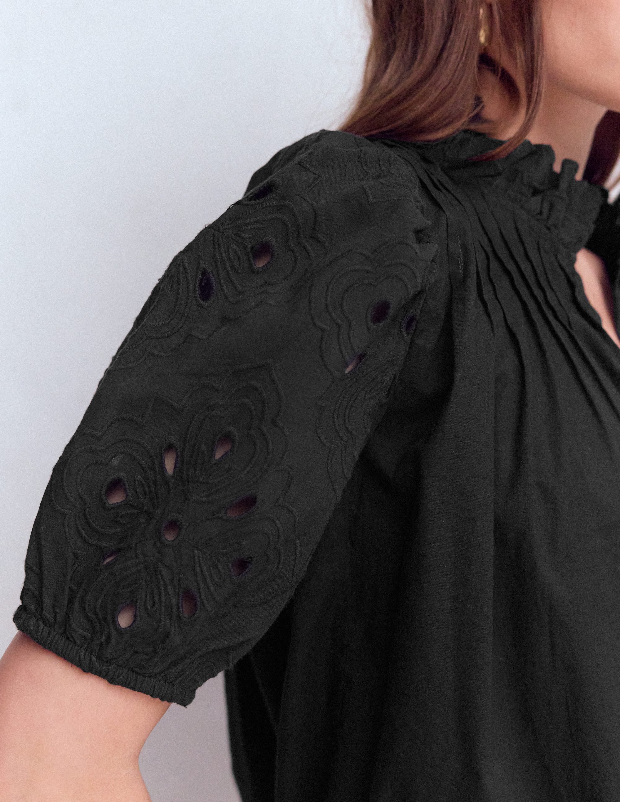 Cutwork Puff Sleeve Top-Black - Image 2