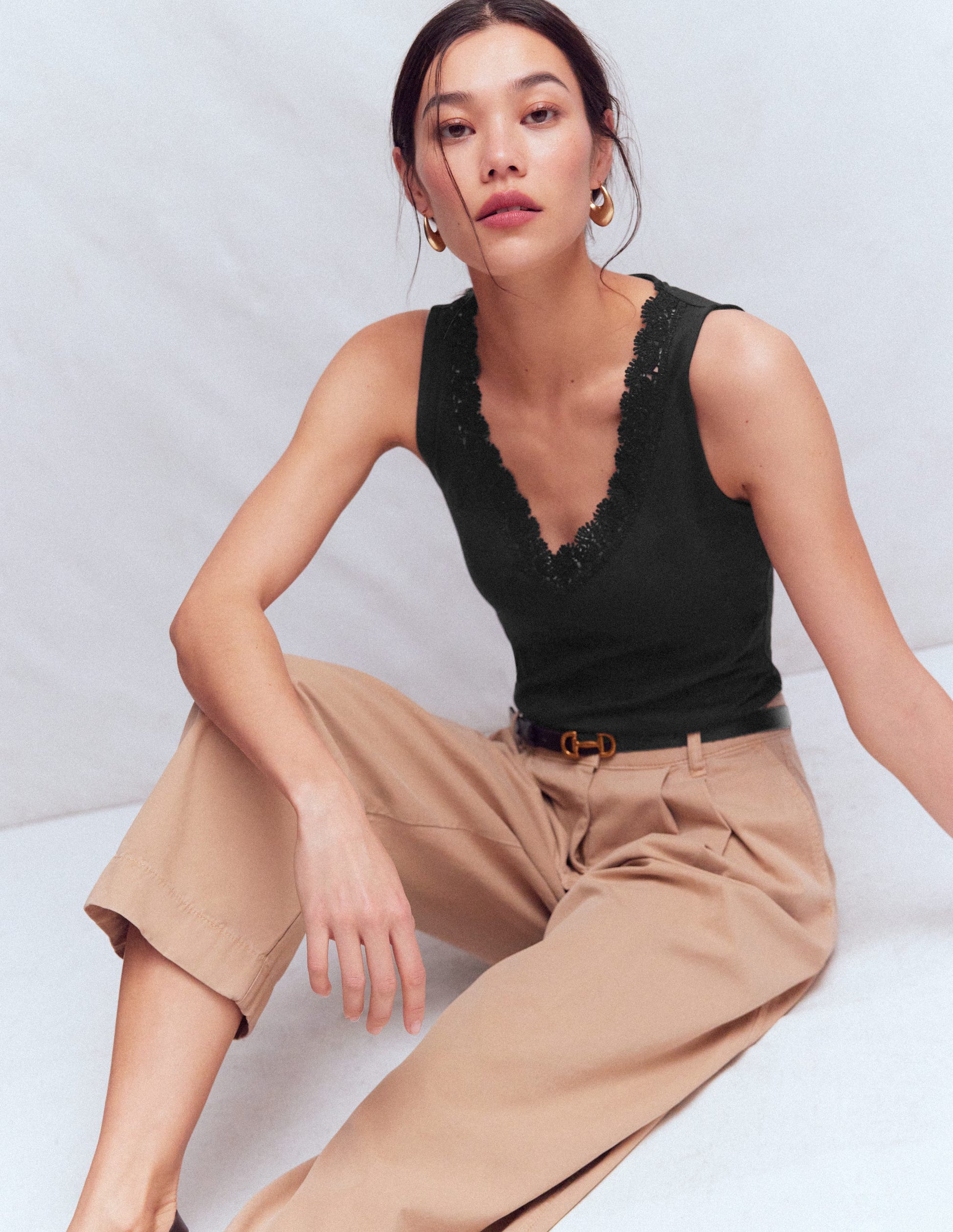 Flora Lace Trim Supersoft Vest-Black Beauty-4