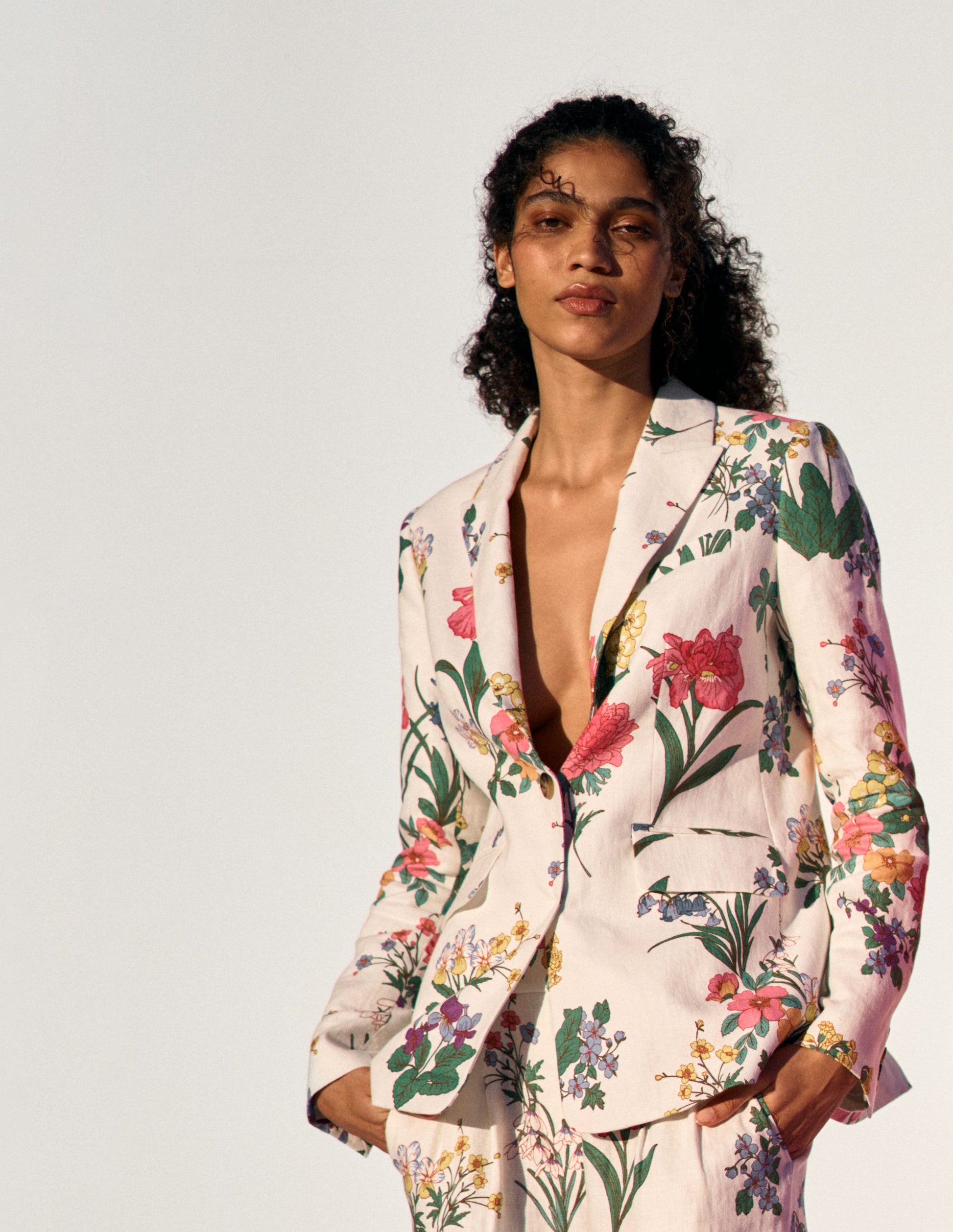 Woodbridge Linen Blazer-Ivory, Delicate Blossom-6